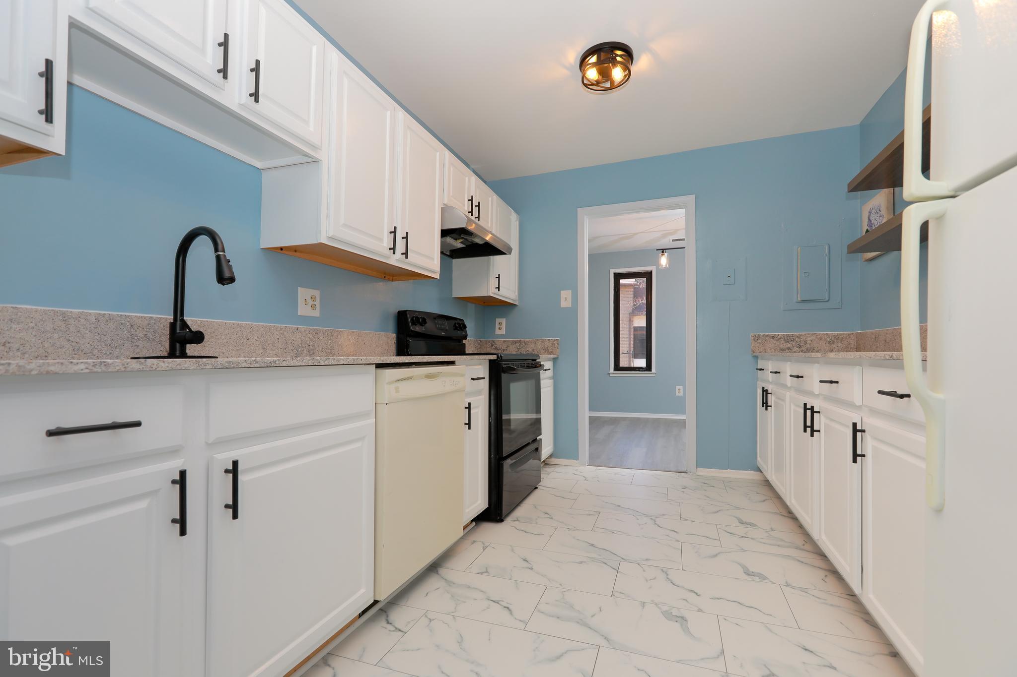 JEFFERSON MEWS - Residential