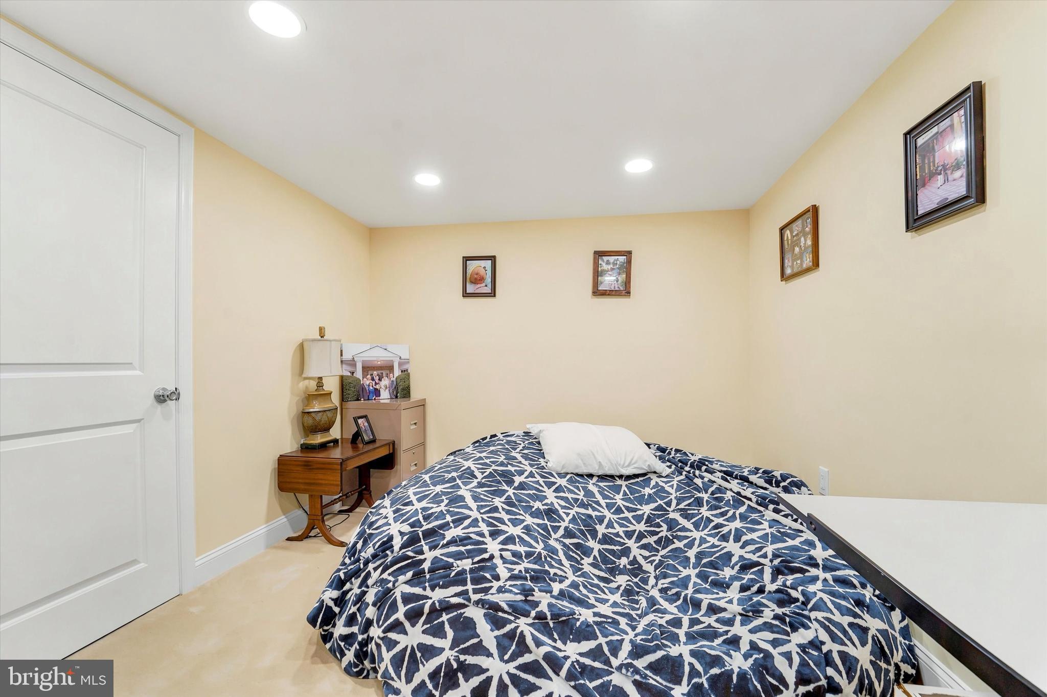 DREXEL HILL - Residential