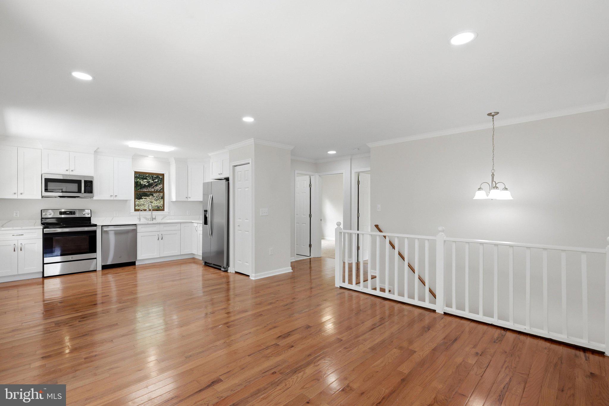 SKYLAND ESTATES - Residential