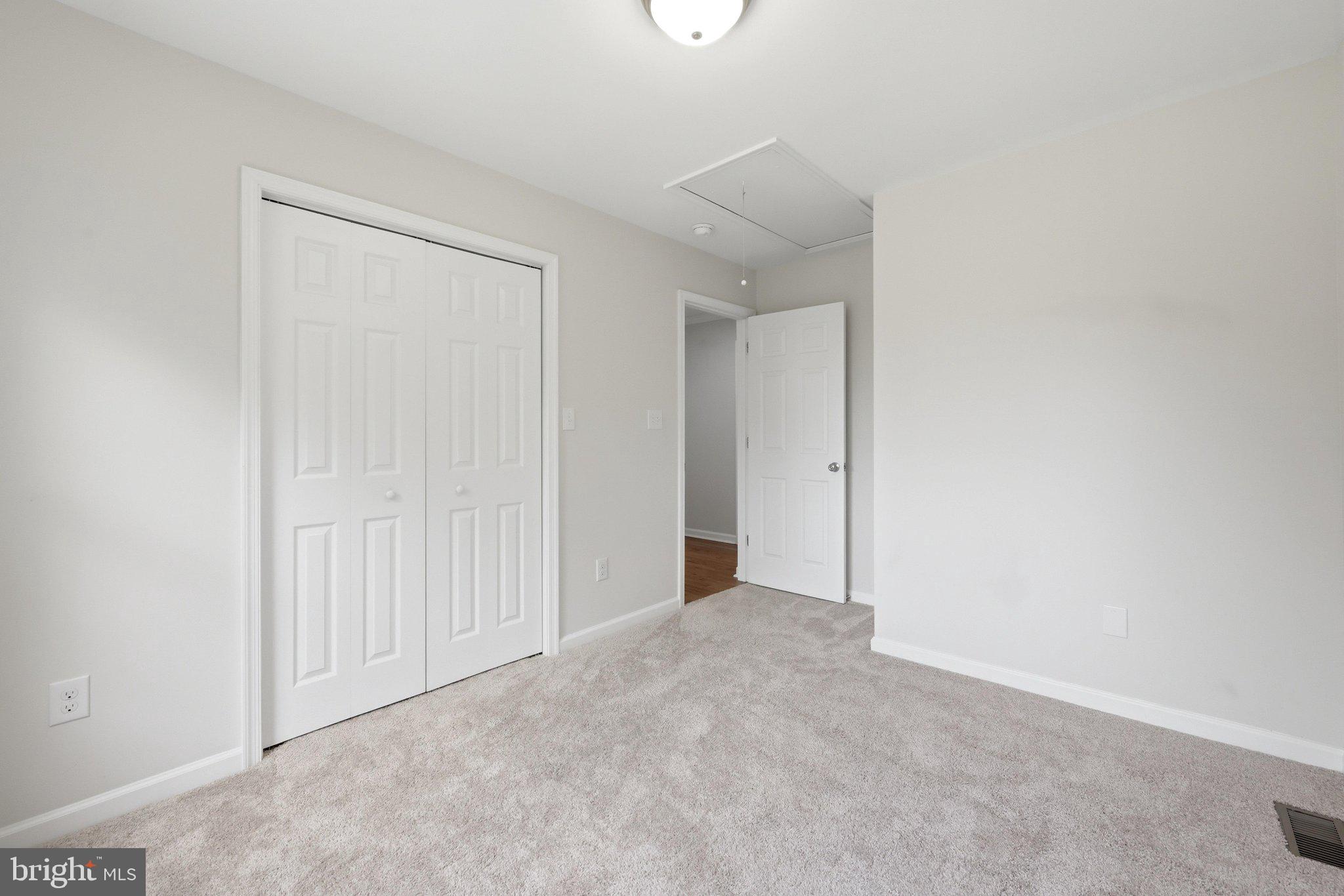 SKYLAND ESTATES - Residential