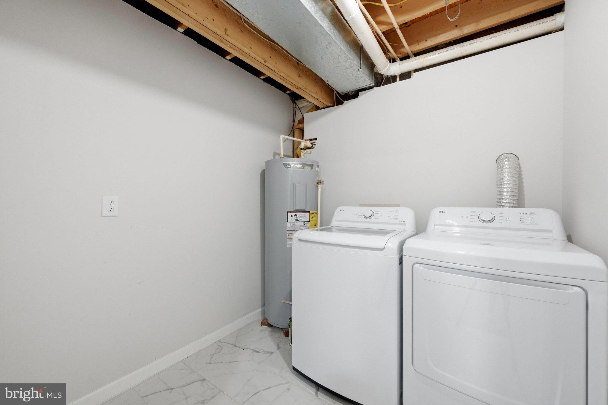 SKYLAND ESTATES - Residential