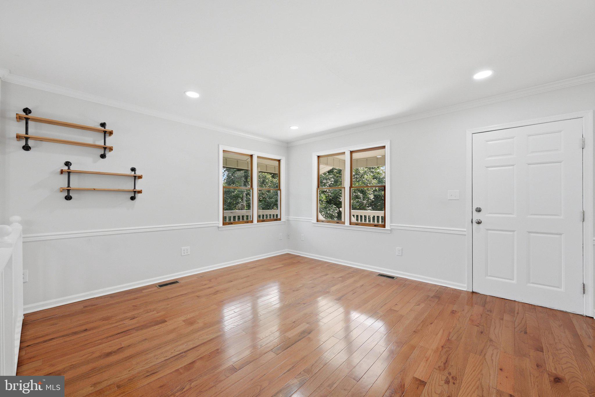 SKYLAND ESTATES - Residential