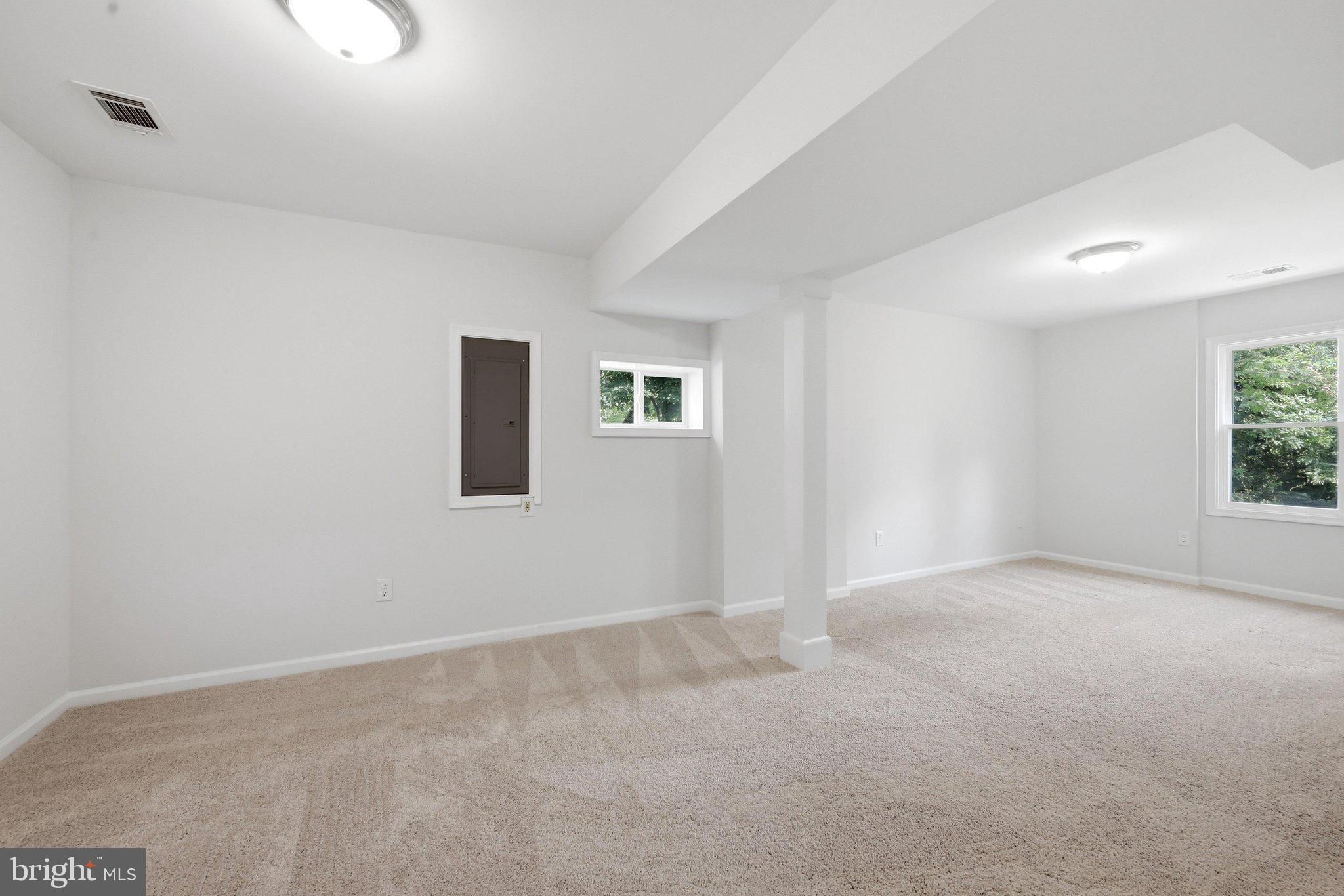 SKYLAND ESTATES - Residential