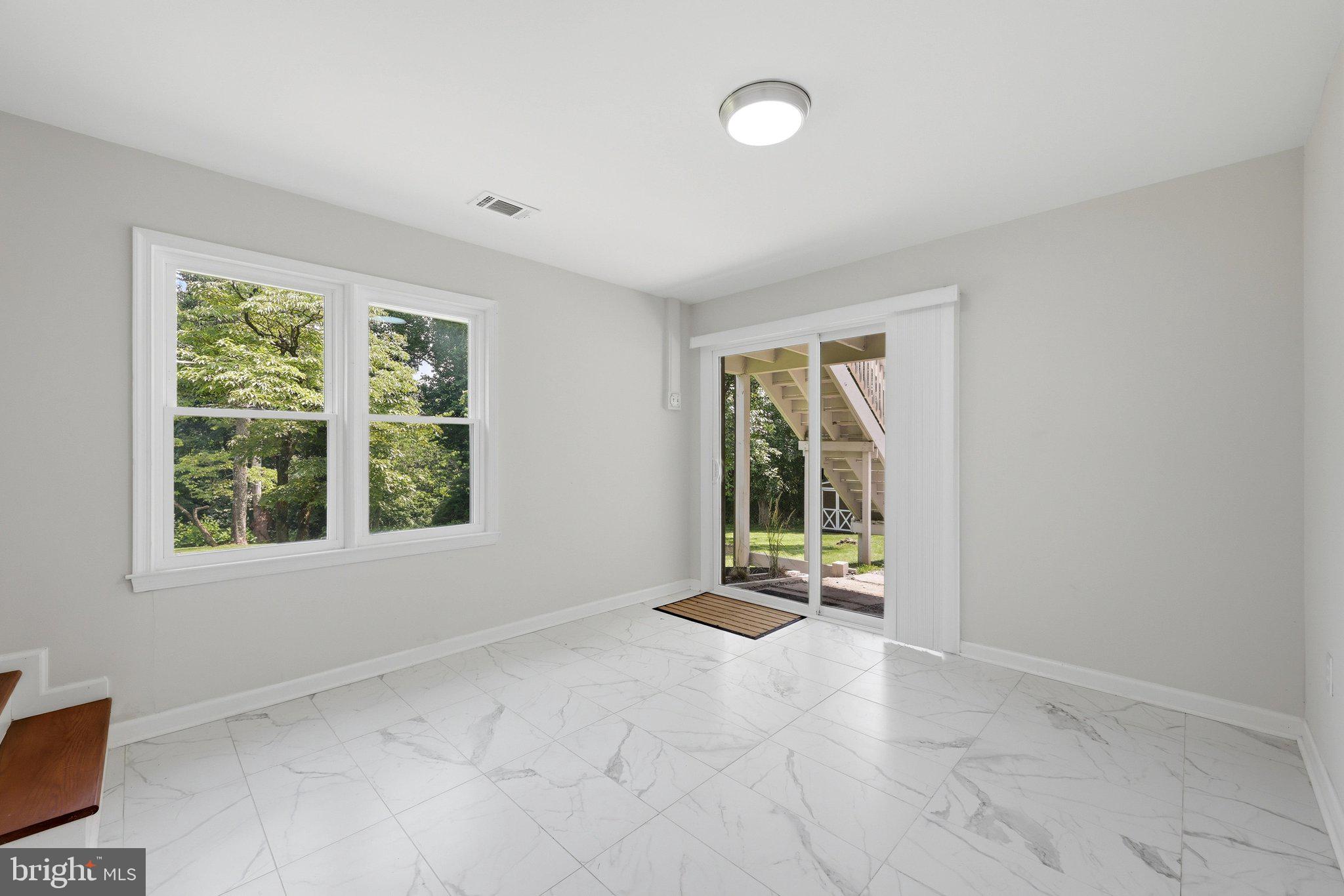 SKYLAND ESTATES - Residential