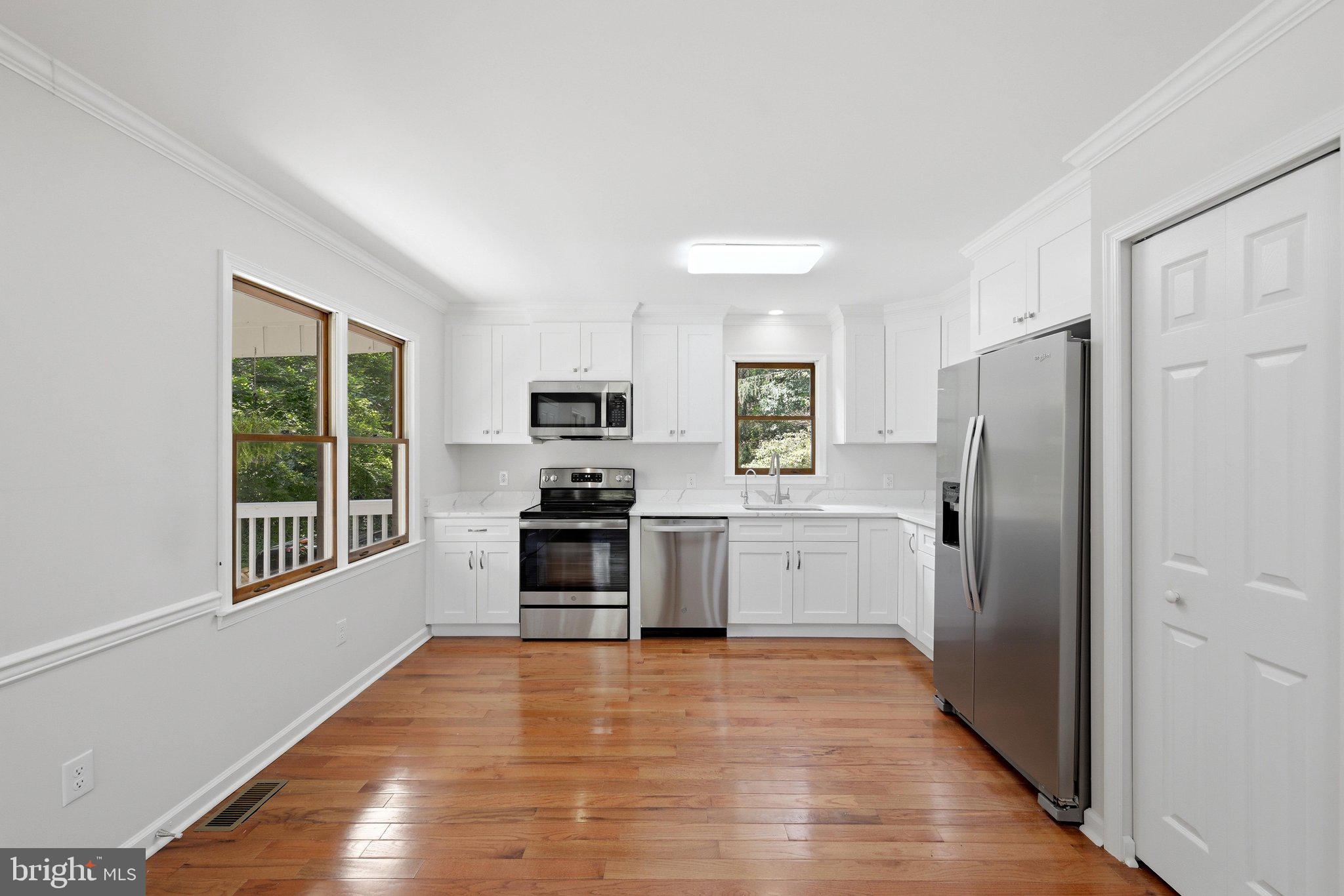 SKYLAND ESTATES - Residential