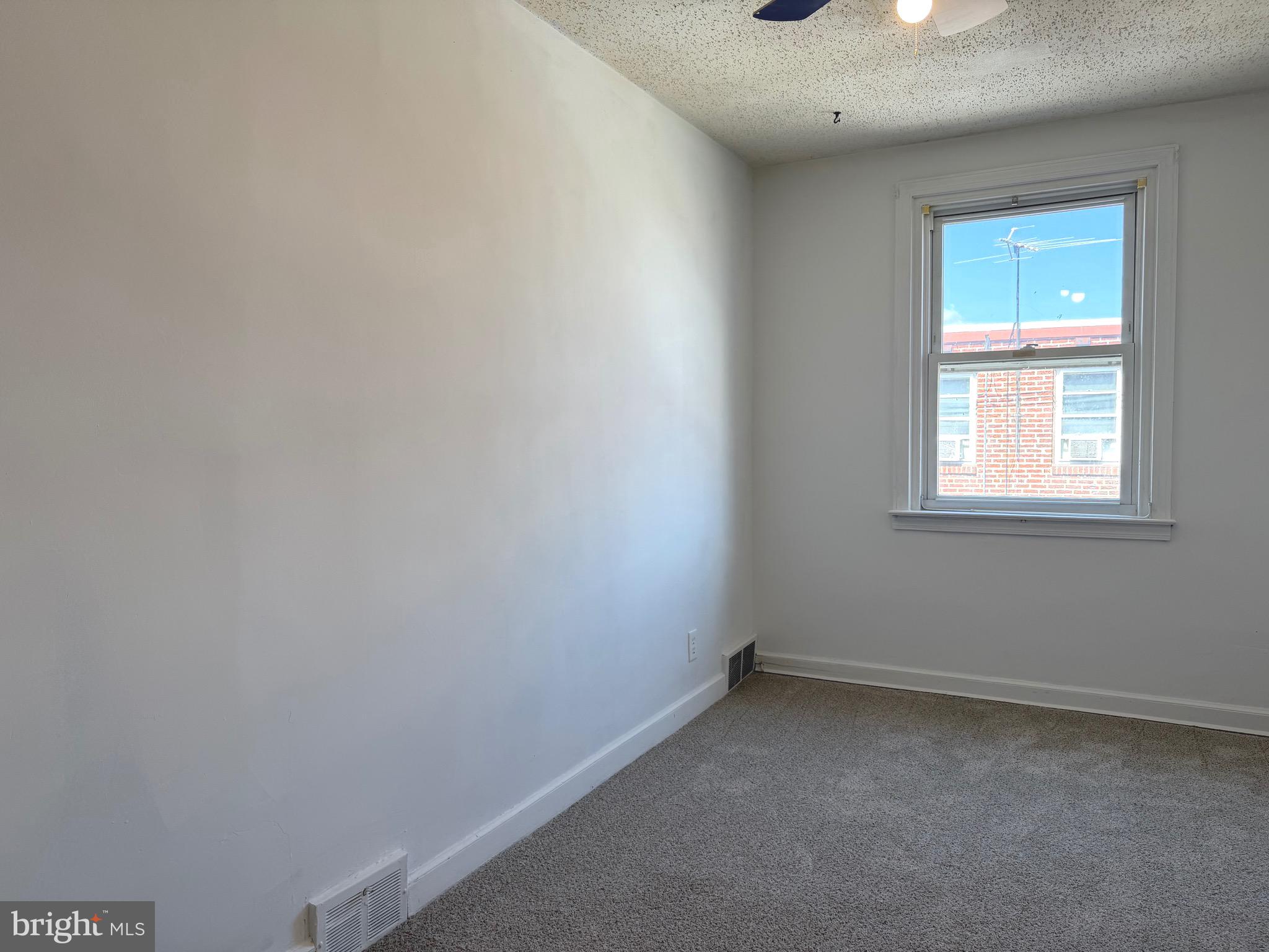 HOLMESBURG - Residential