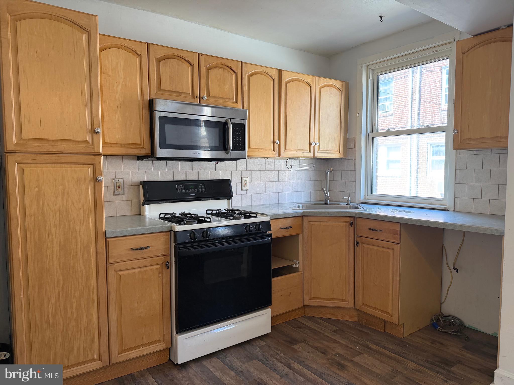 HOLMESBURG - Residential