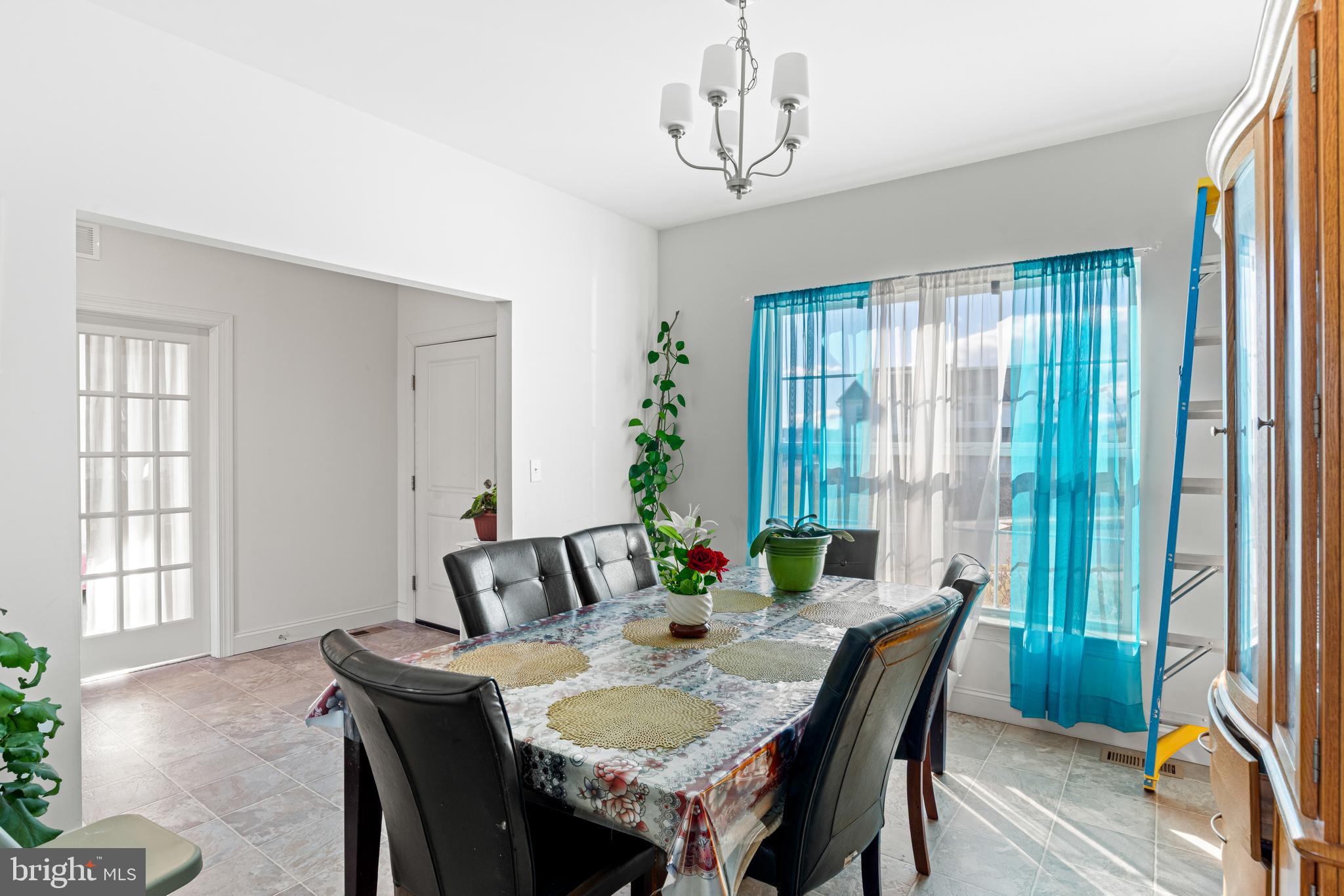 MORGAN'S CROSSING - Residential