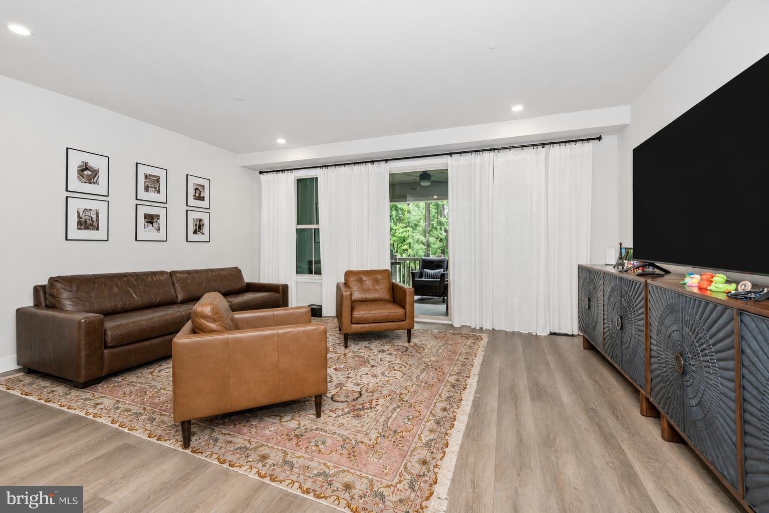 LAKE LINGANORE OAKDALE - Residential