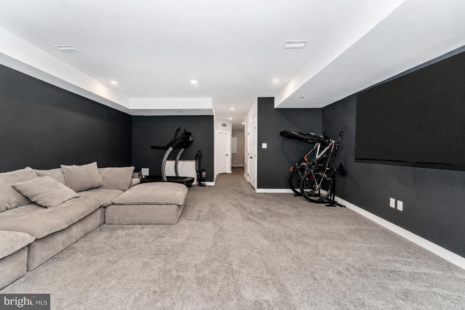 LAKE LINGANORE OAKDALE - Residential