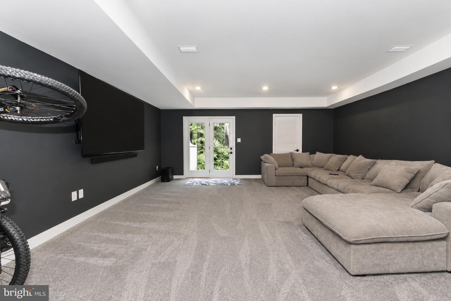 LAKE LINGANORE OAKDALE - Residential