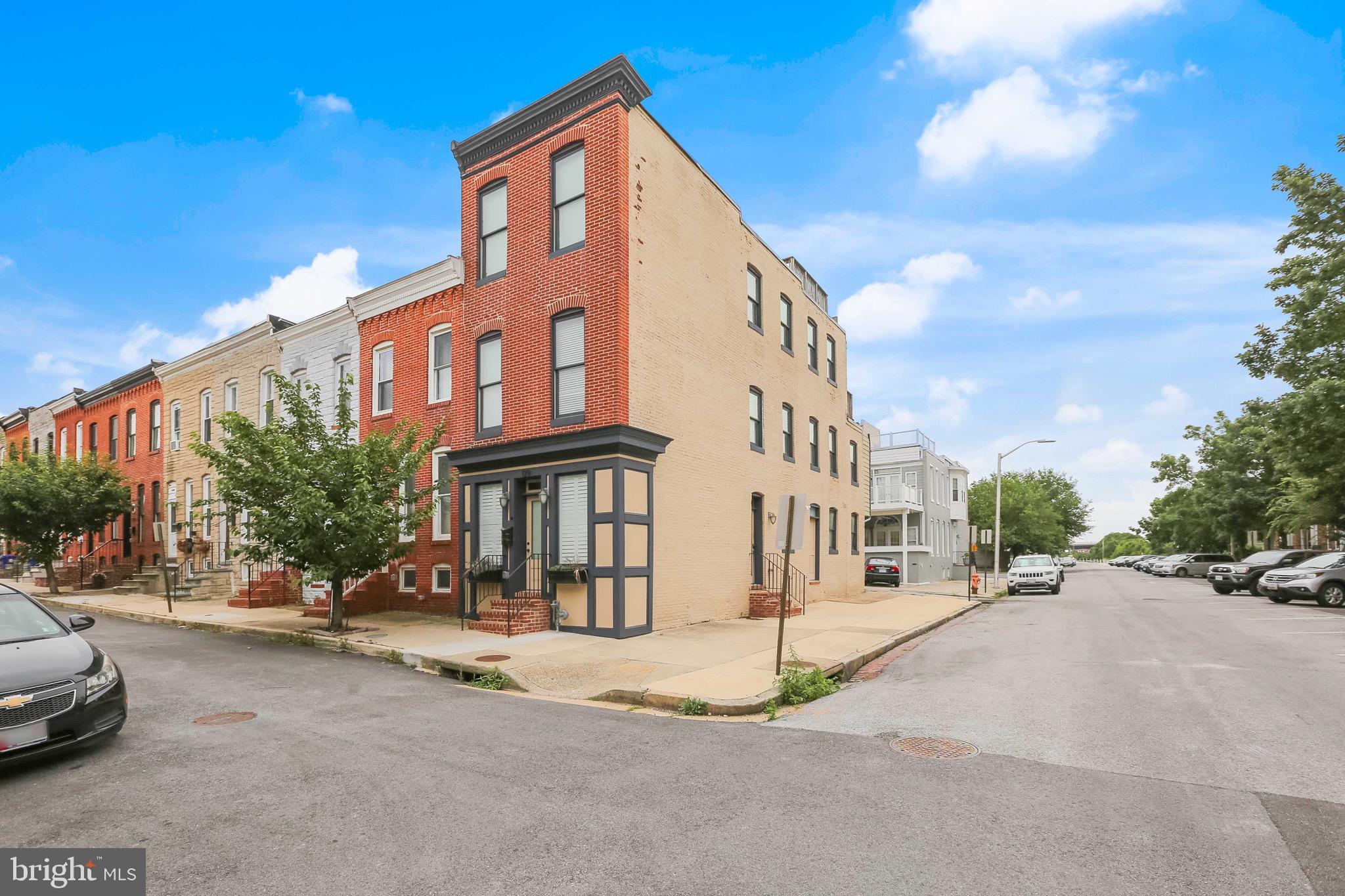 END UNIT! THIS RECENTLY FINISH, EXPOSED BRICK, HARDWOOD FLOORS, NEW APPLIANCES, MARBLE COUNTER TOPS, REAR ENTRY GARAGE WILL NOT LAST LONG! FOUR BEDS AND FOUR BATHS! PRIVATE LOFT AREA LEADING ONTO PRIVATE DECK! CLOSE TO ALL ACTIVES IN FEDERAL HILL, EASY ACCESS TO 95! PROFESSIONALLY MANAGED!! SCHEDULE YOUR APPOINTMENT TODAY!