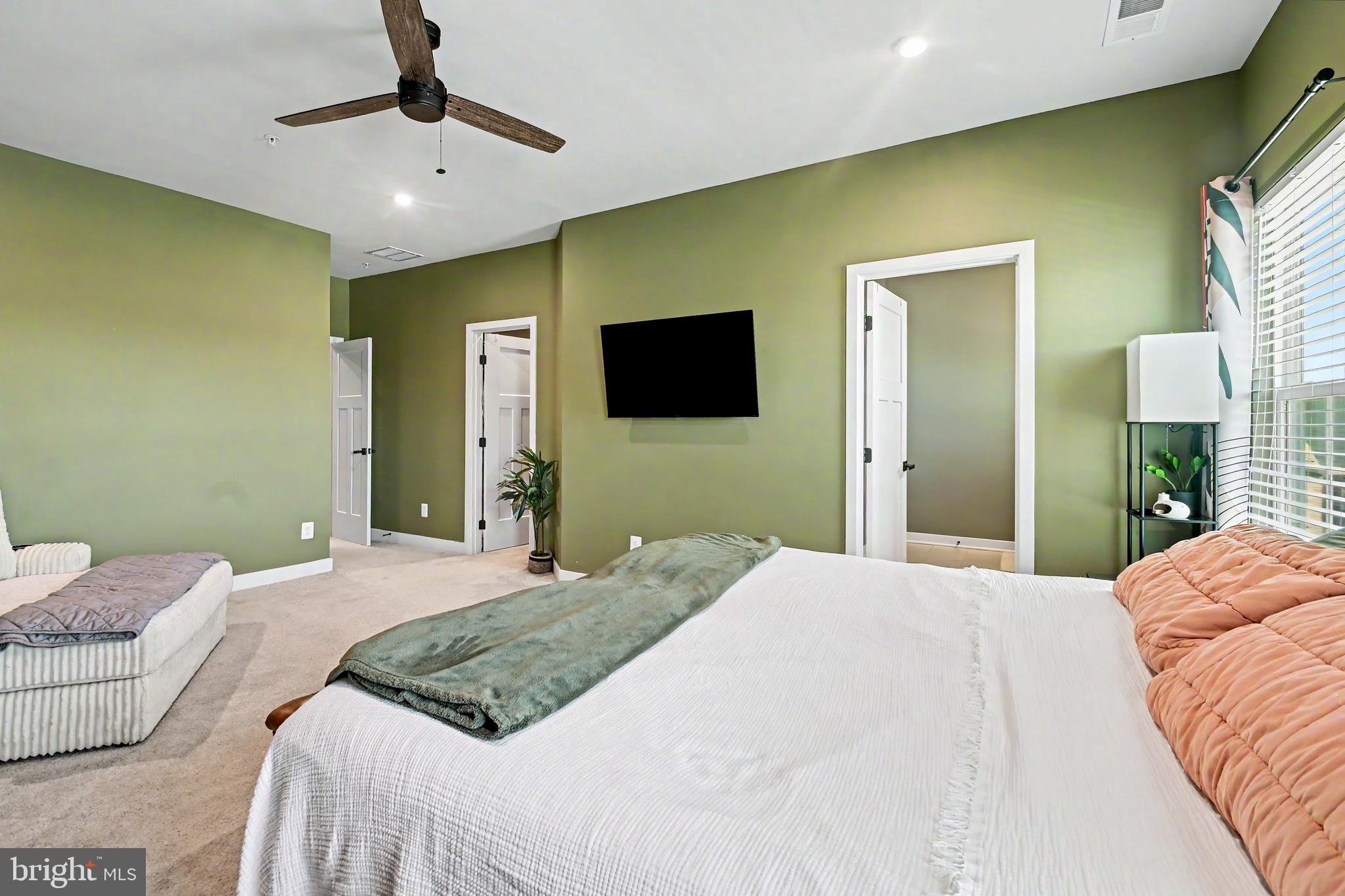 GREENLEIGH AT CROSSROADS - Residential
