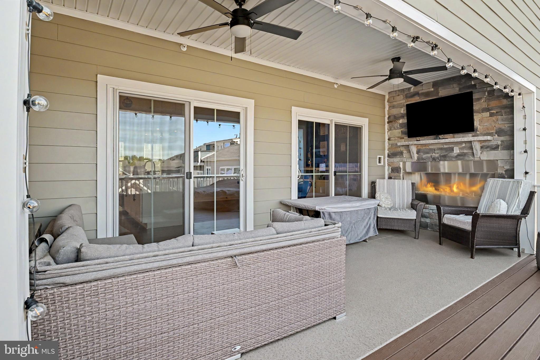 GREENLEIGH AT CROSSROADS - Residential