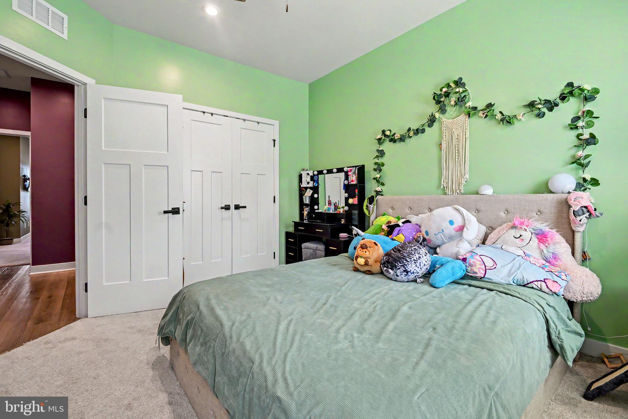 GREENLEIGH AT CROSSROADS - Residential