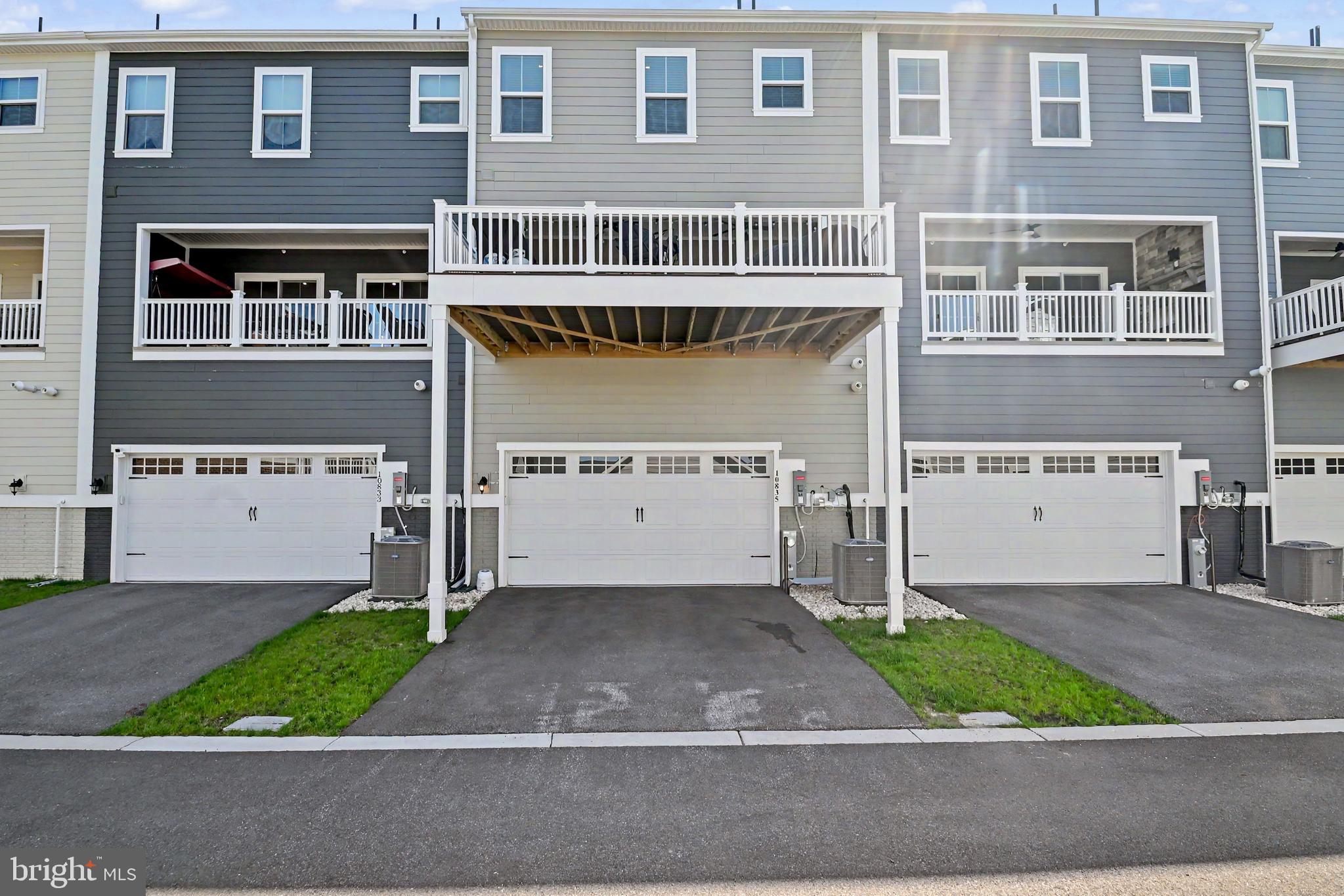 GREENLEIGH AT CROSSROADS - Residential