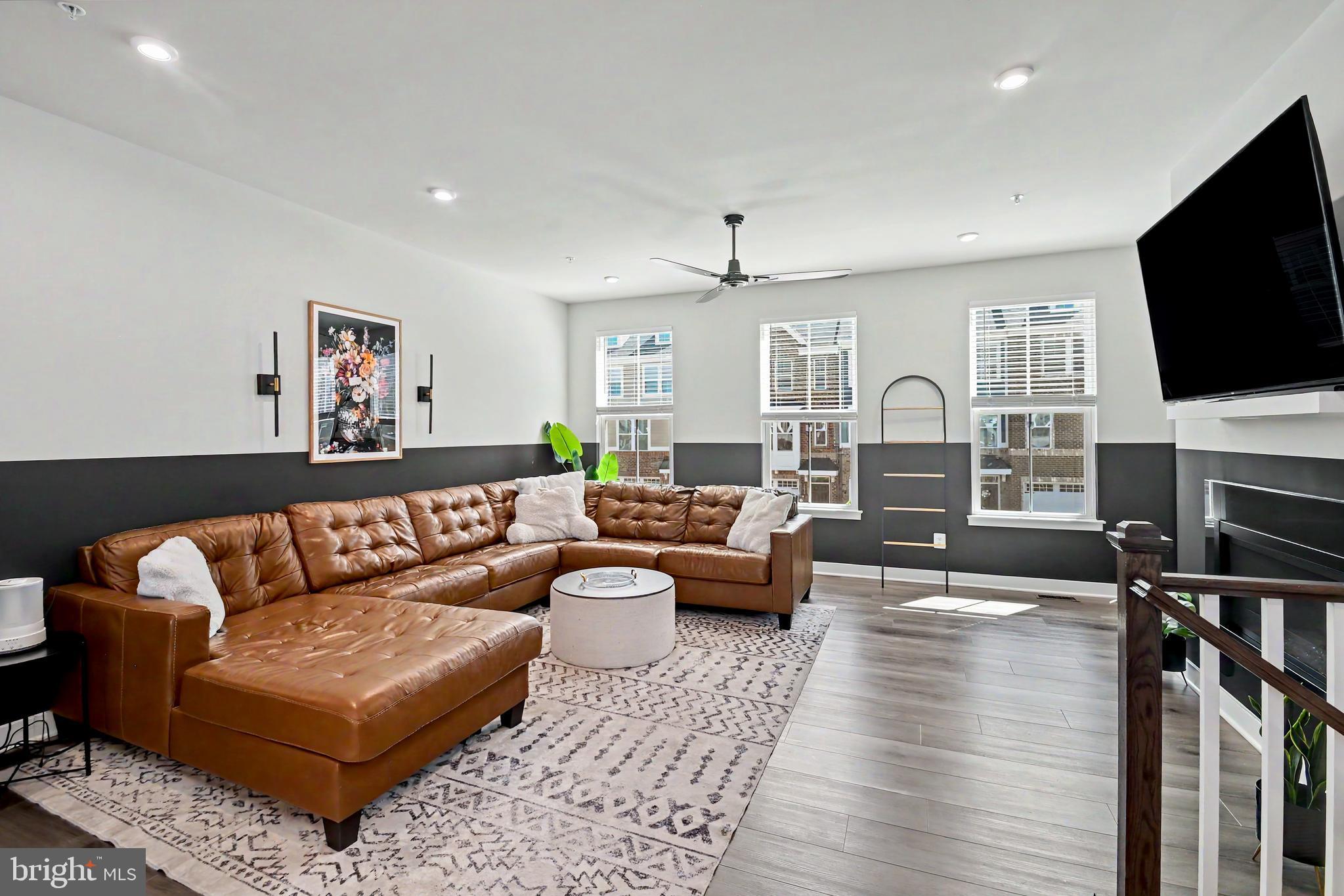 GREENLEIGH AT CROSSROADS - Residential