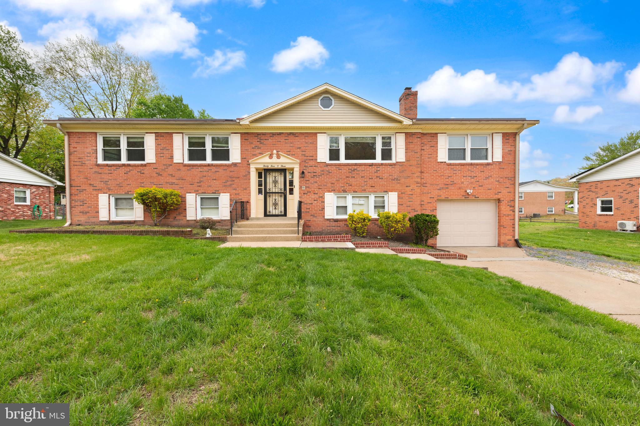 OPEN HOUSE 04/26 Saturday 2:00pm-4:00pm
Nestled in a quiet Clinton neighborhood, this well-maintained split foyer single-family home delivers both comfort and functionality across a generous layout. Featuring 5 spacious bedrooms and 2 full bathrooms, this home is perfect for growing families or those seeking extra space.
Step inside and be greeted by an inviting open floor plan that seamlessly connects the main living area to the dining room and updated kitchen, complete with recently replaced appliances. Downstairs, the finished lower level provides additional living space, including extra bedrooms—ideal for guests, a home office, or multigenerational living.

Contact Derick Labrada for questions