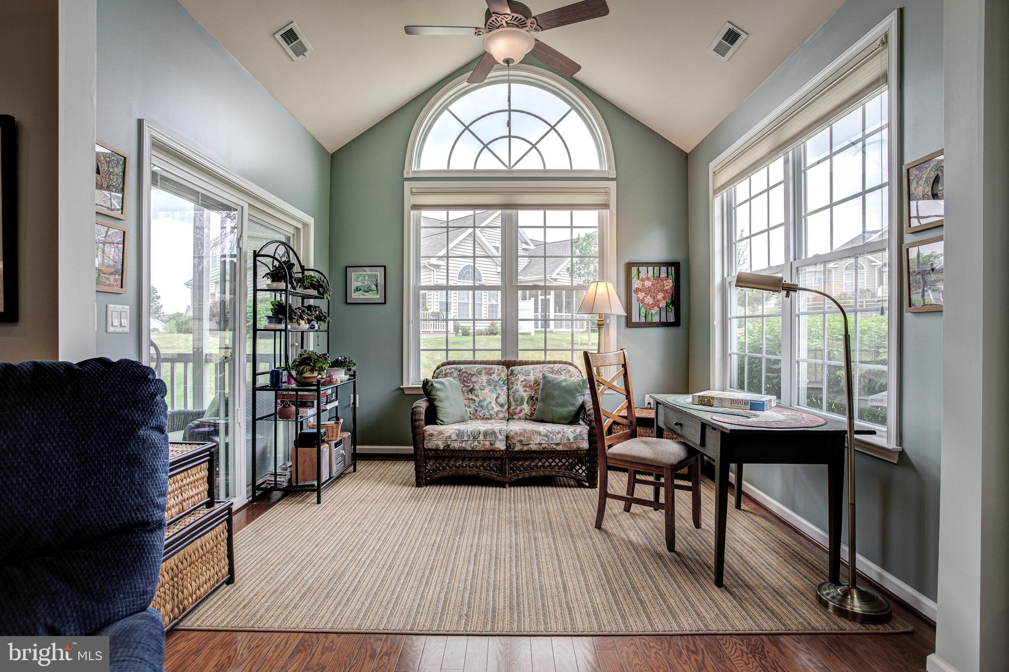 LIBERTY HILL - Residential