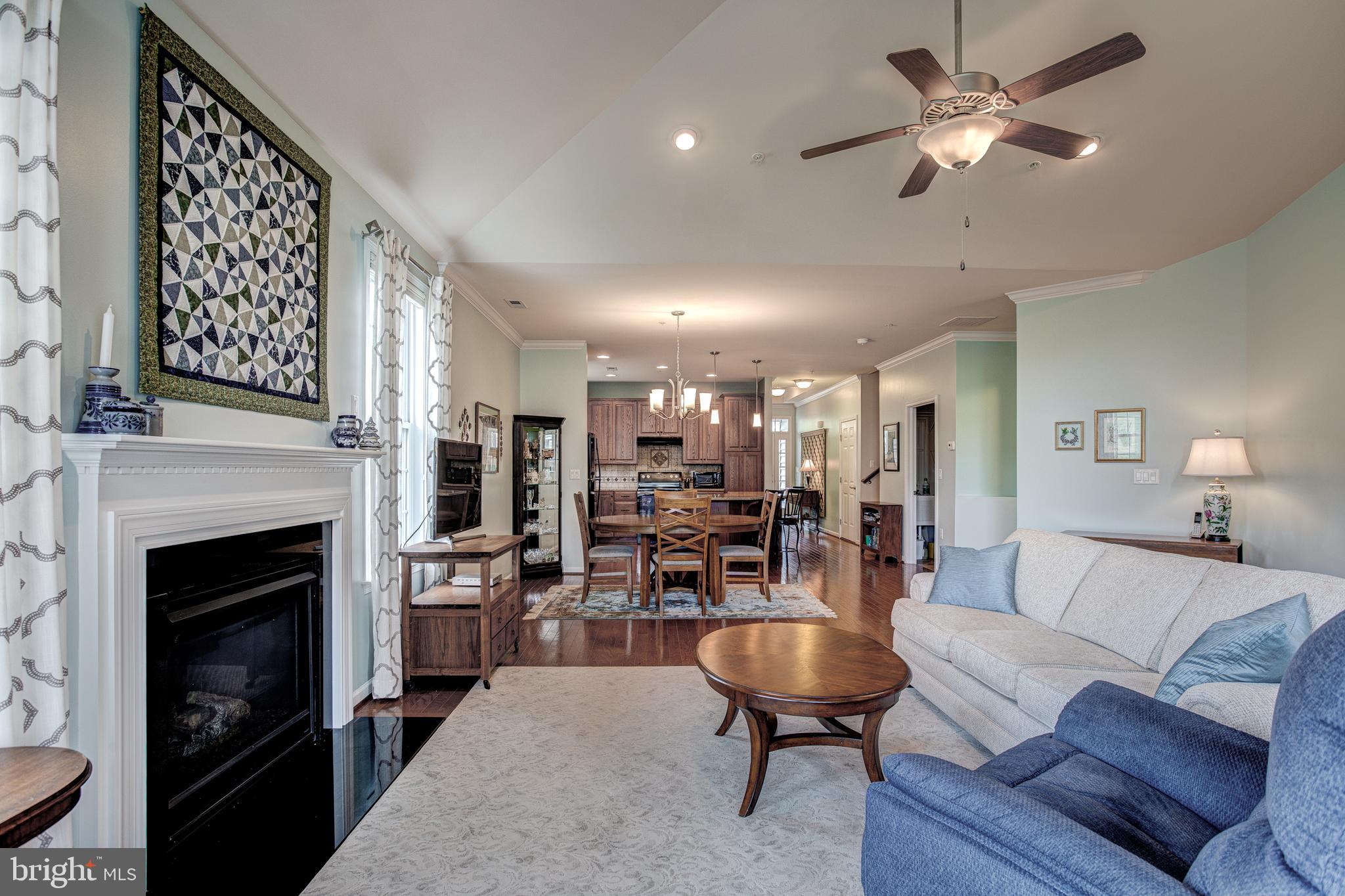 LIBERTY HILL - Residential