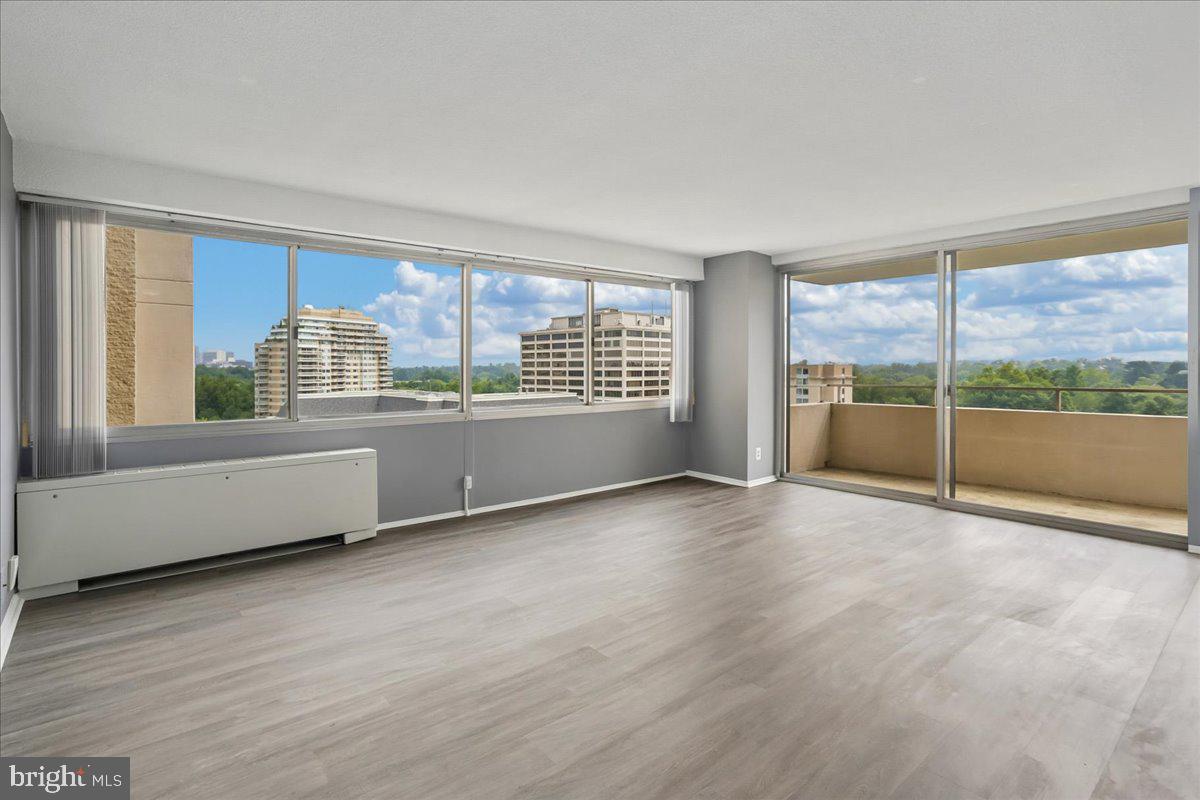 FRIENDSHIP HEIGHTS - Residential