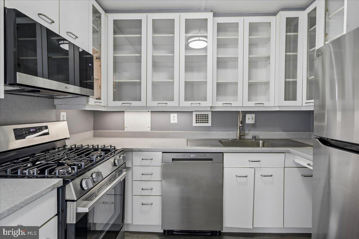 FRIENDSHIP HEIGHTS - Residential