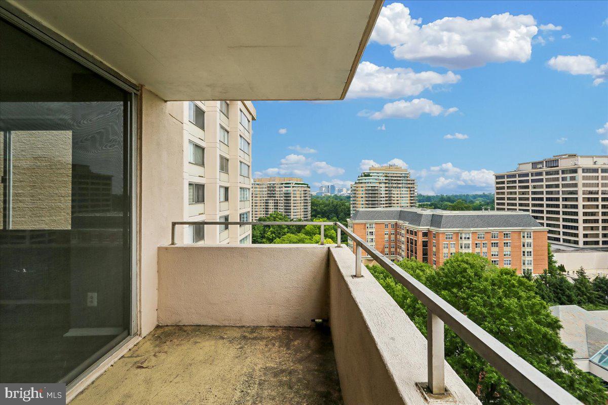 FRIENDSHIP HEIGHTS - Residential