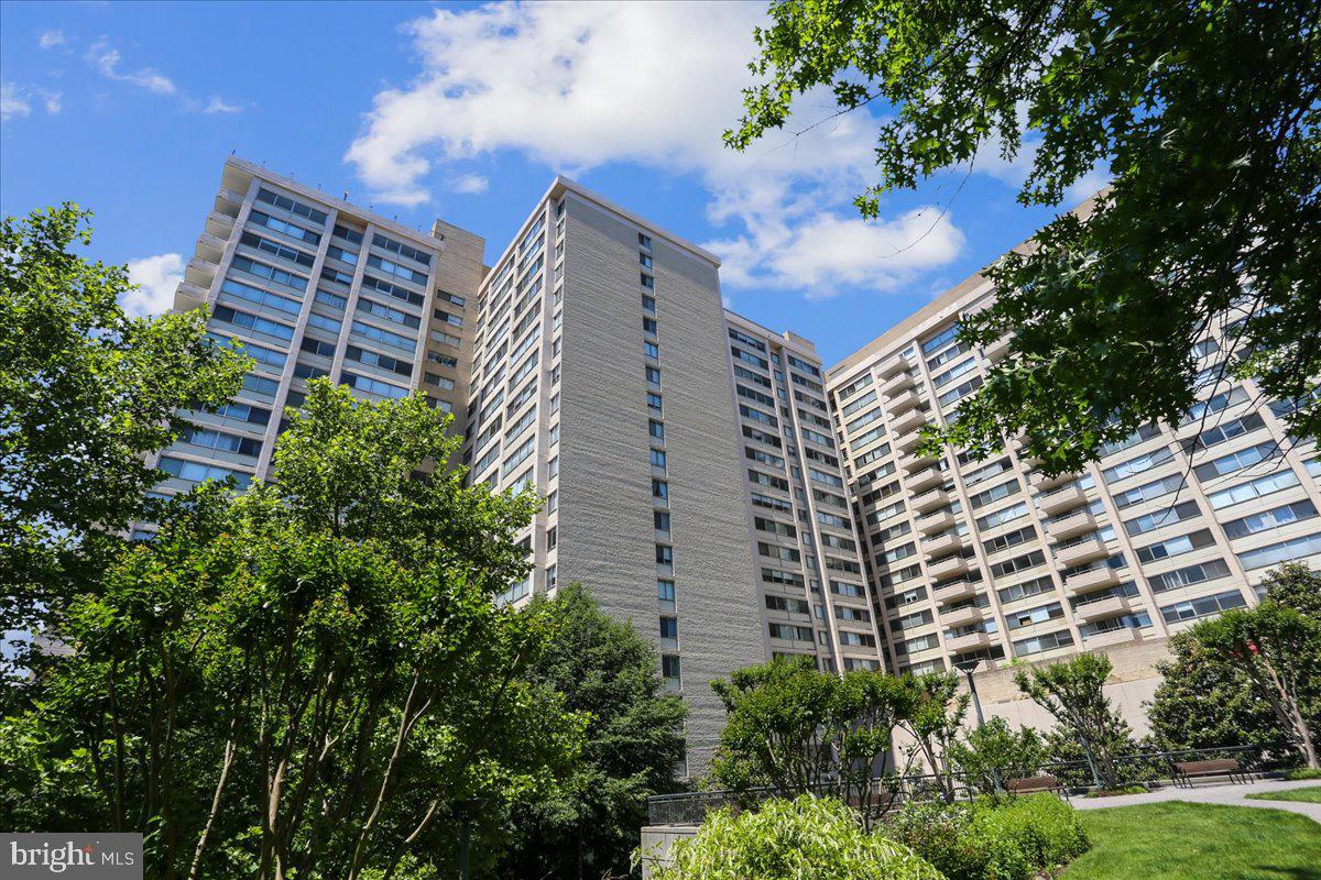 FRIENDSHIP HEIGHTS - Residential