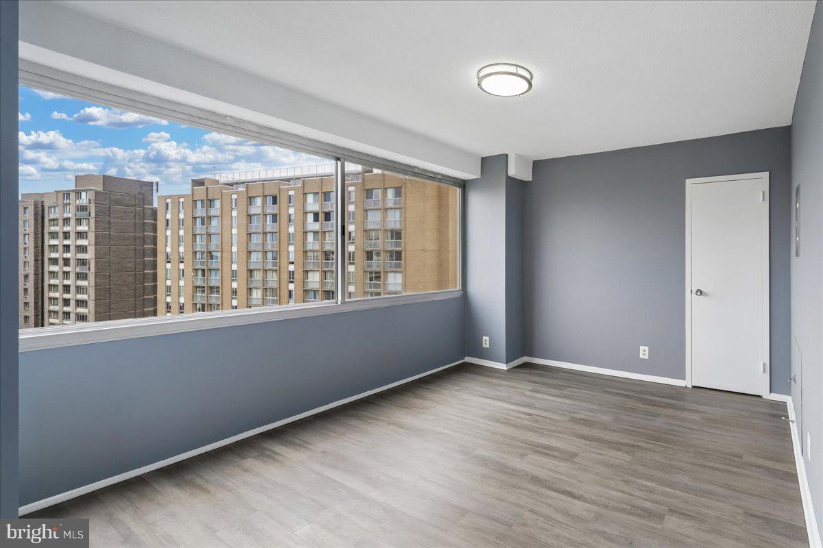 FRIENDSHIP HEIGHTS - Residential