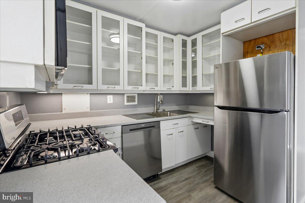 FRIENDSHIP HEIGHTS - Residential
