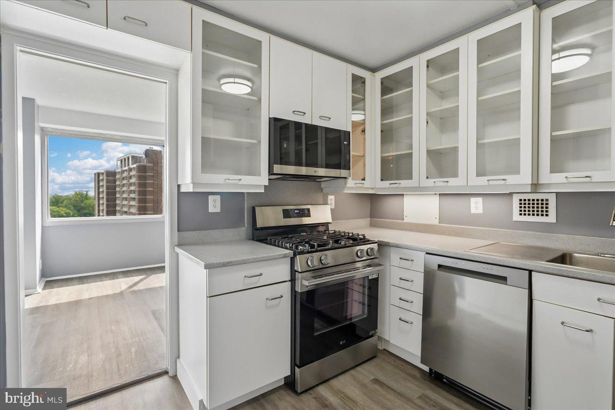 FRIENDSHIP HEIGHTS - Residential