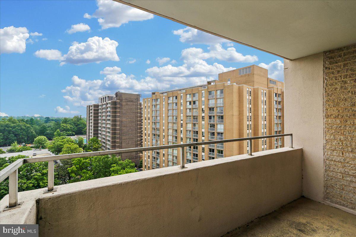 FRIENDSHIP HEIGHTS - Residential