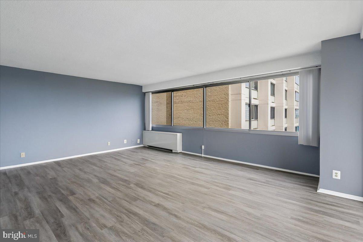 FRIENDSHIP HEIGHTS - Residential