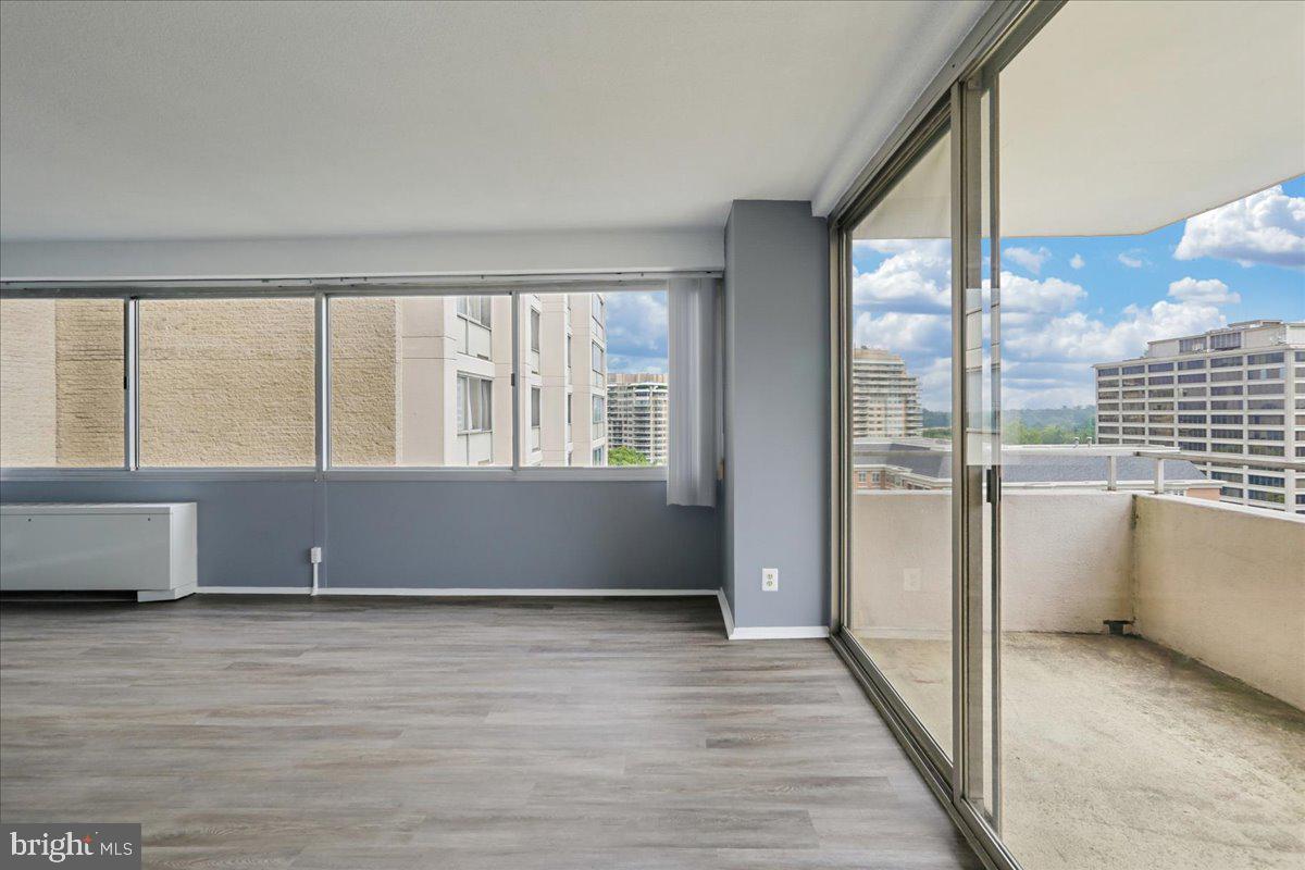 FRIENDSHIP HEIGHTS - Residential