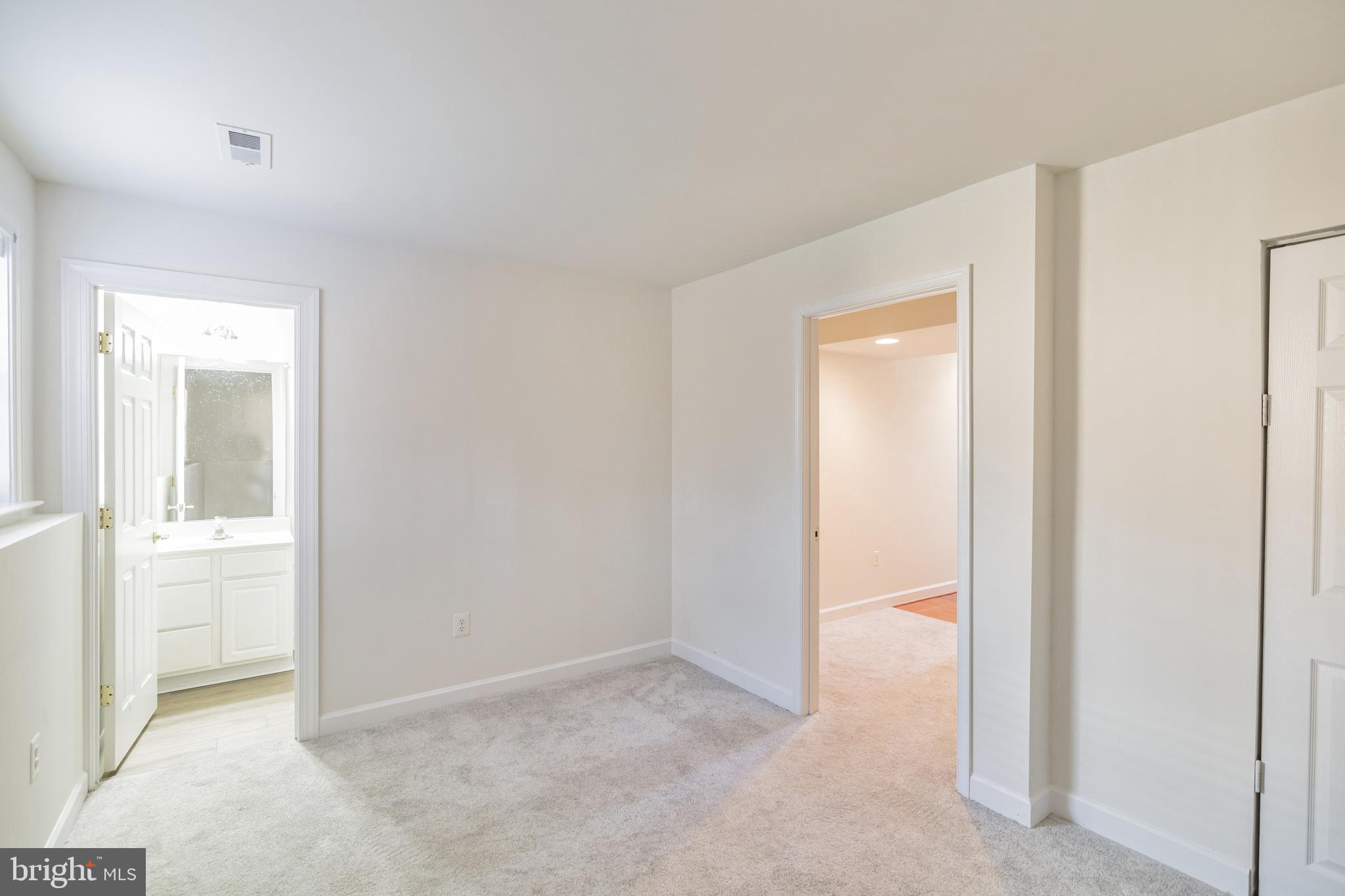 BLOOMS MILL - Residential