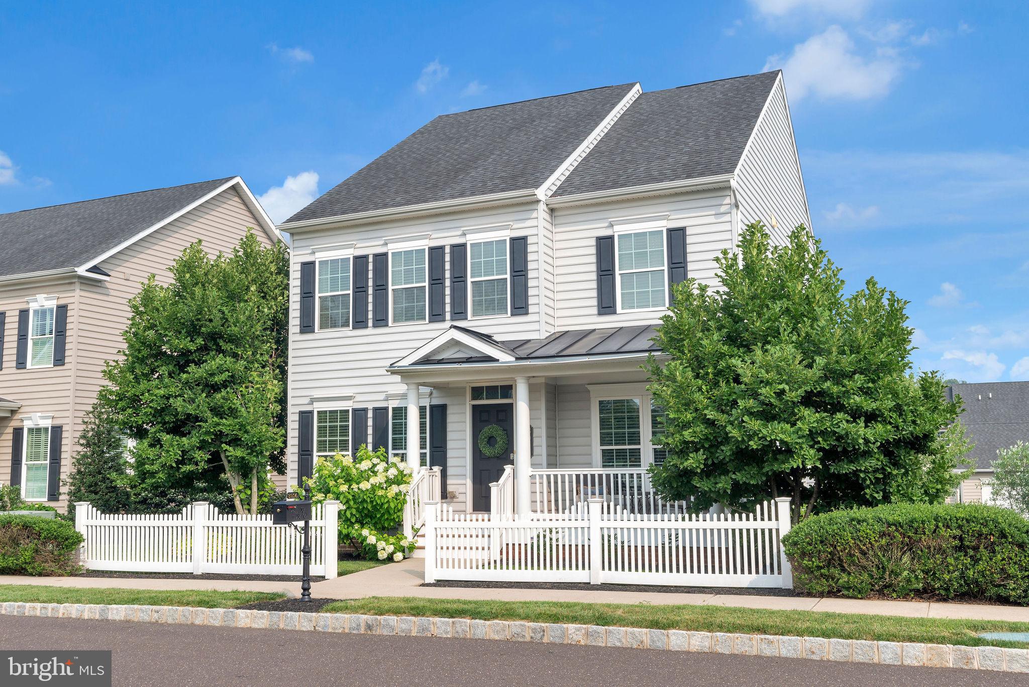 CARRIAGE HILL - Residential