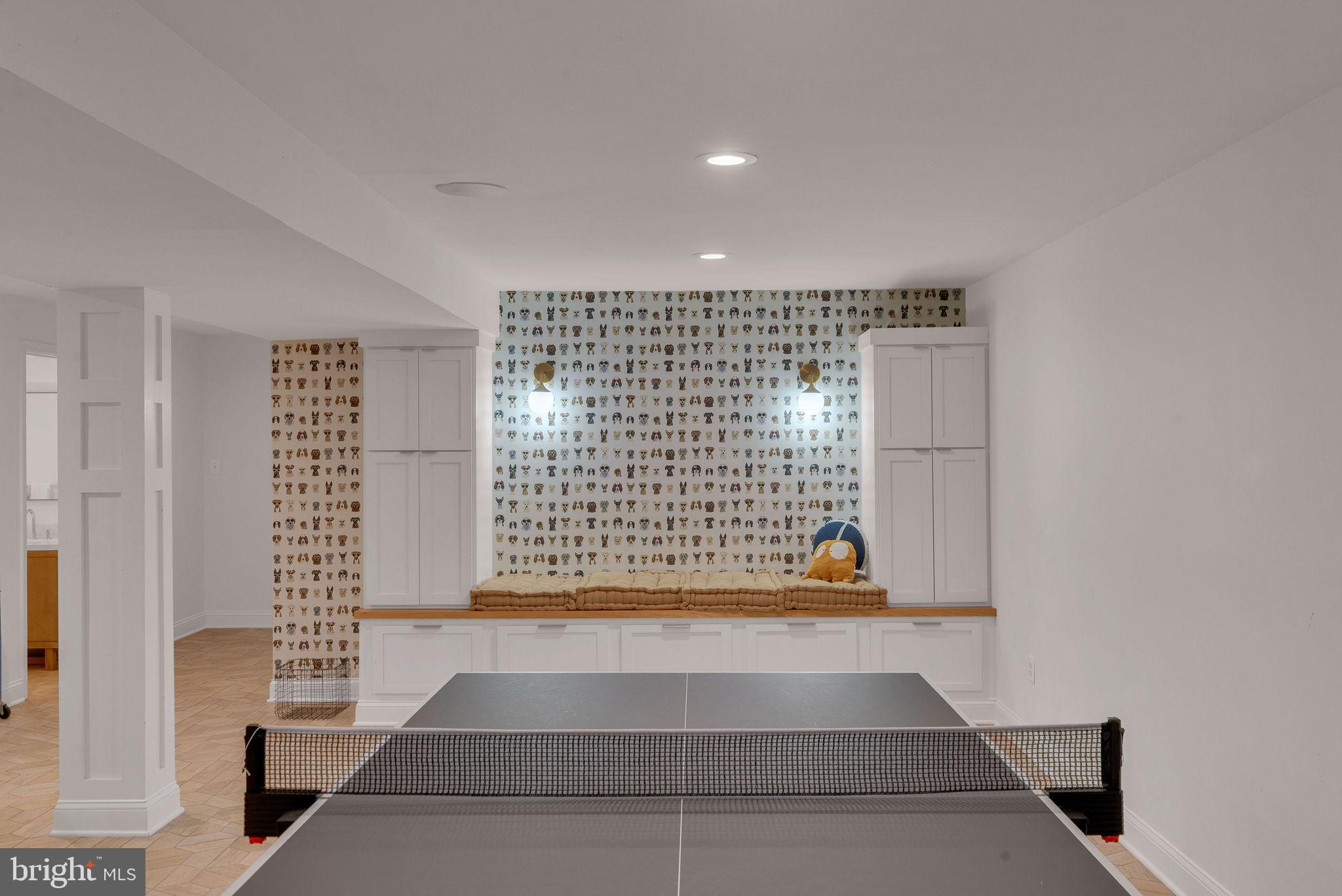 CARRIAGE HILL - Residential