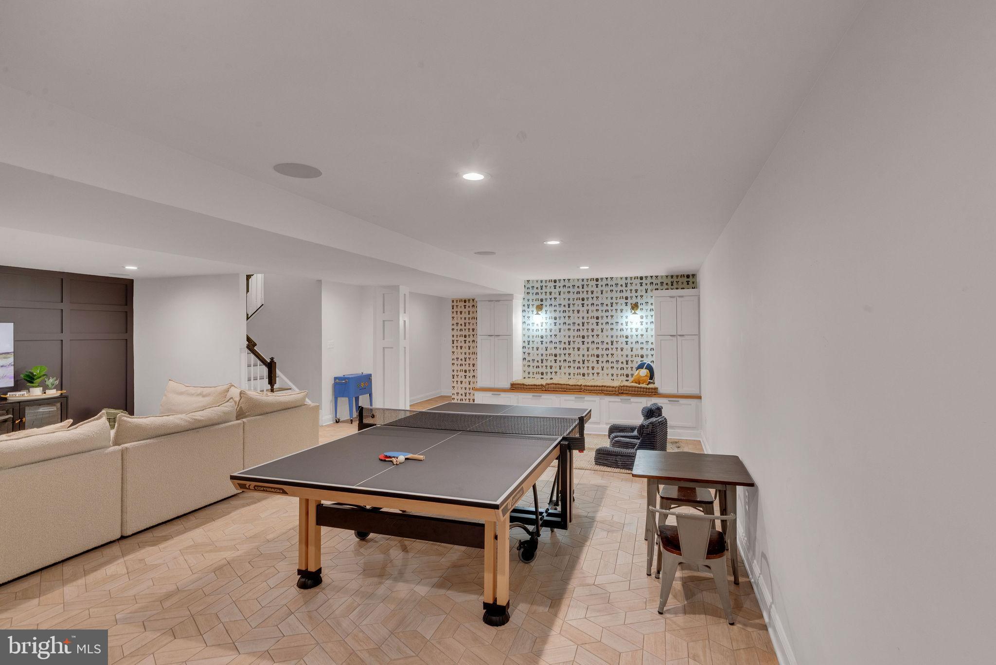 CARRIAGE HILL - Residential
