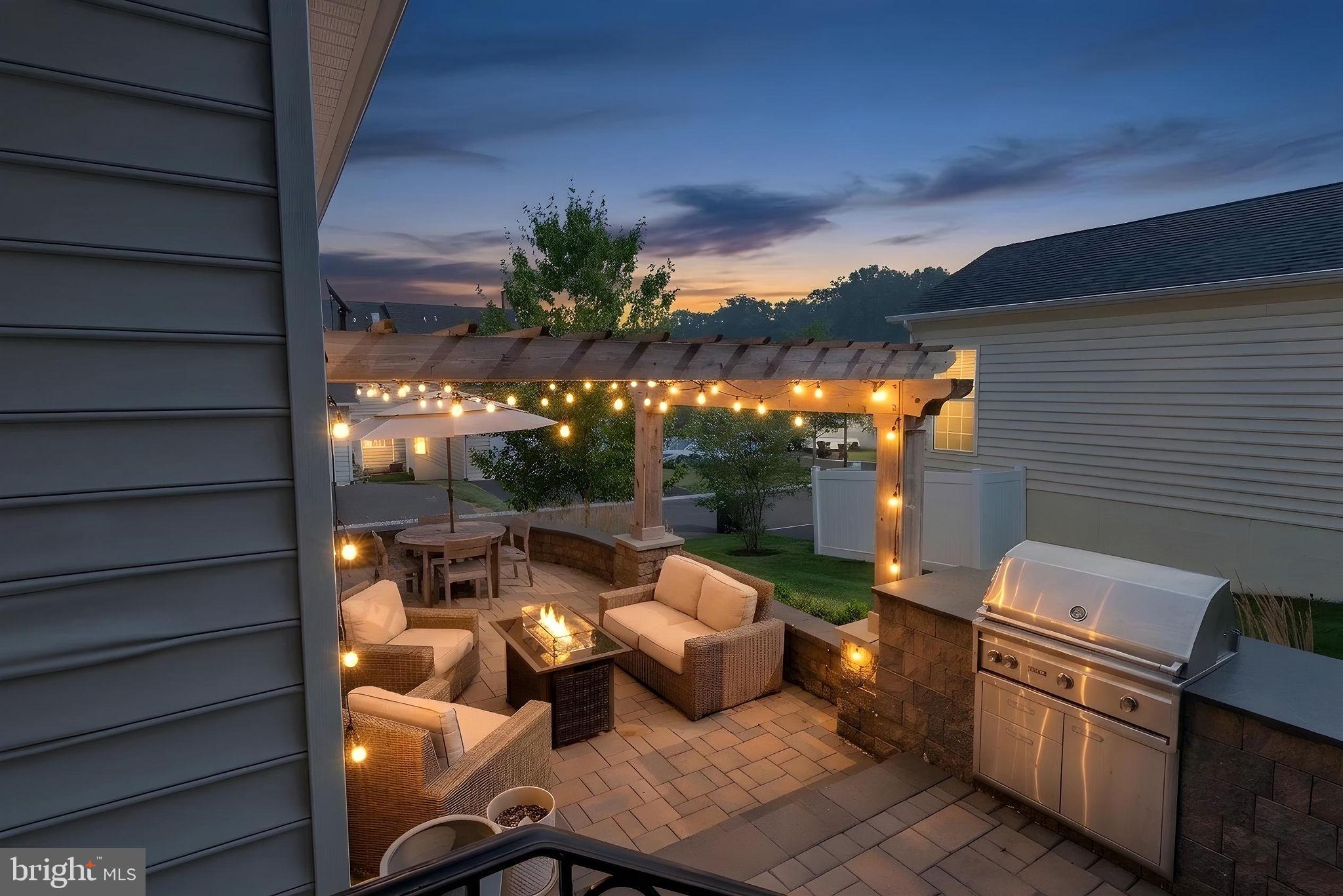 CARRIAGE HILL - Residential