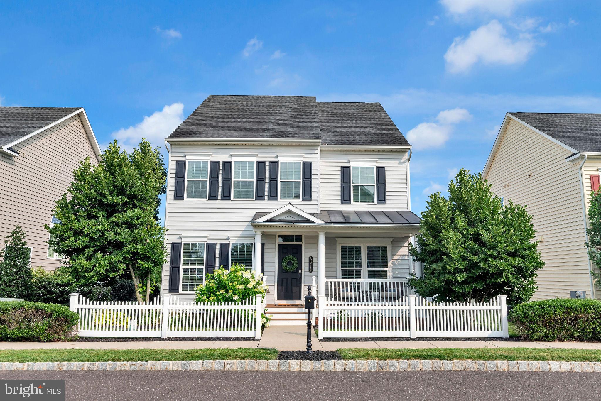 CARRIAGE HILL - Residential