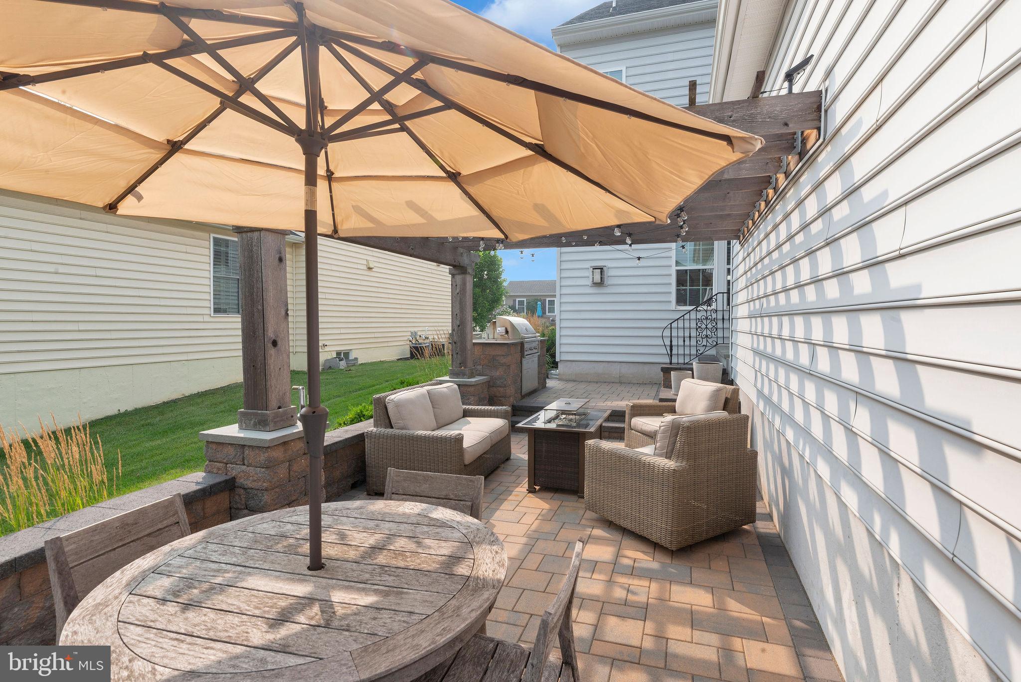 CARRIAGE HILL - Residential