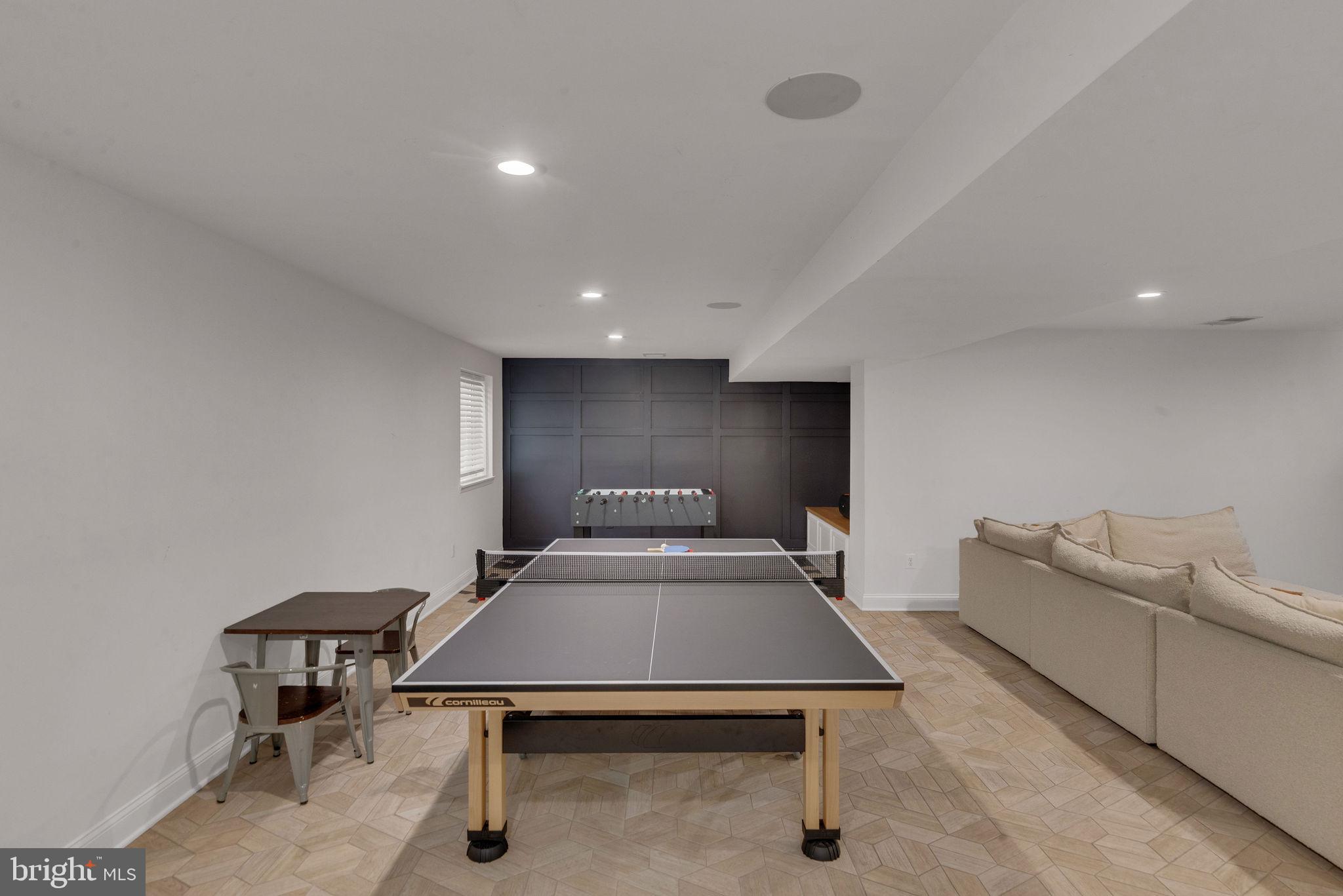 CARRIAGE HILL - Residential