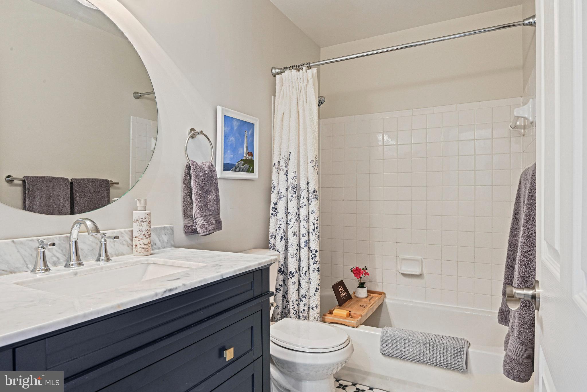 OLD WATERFORD KNOLL - Residential