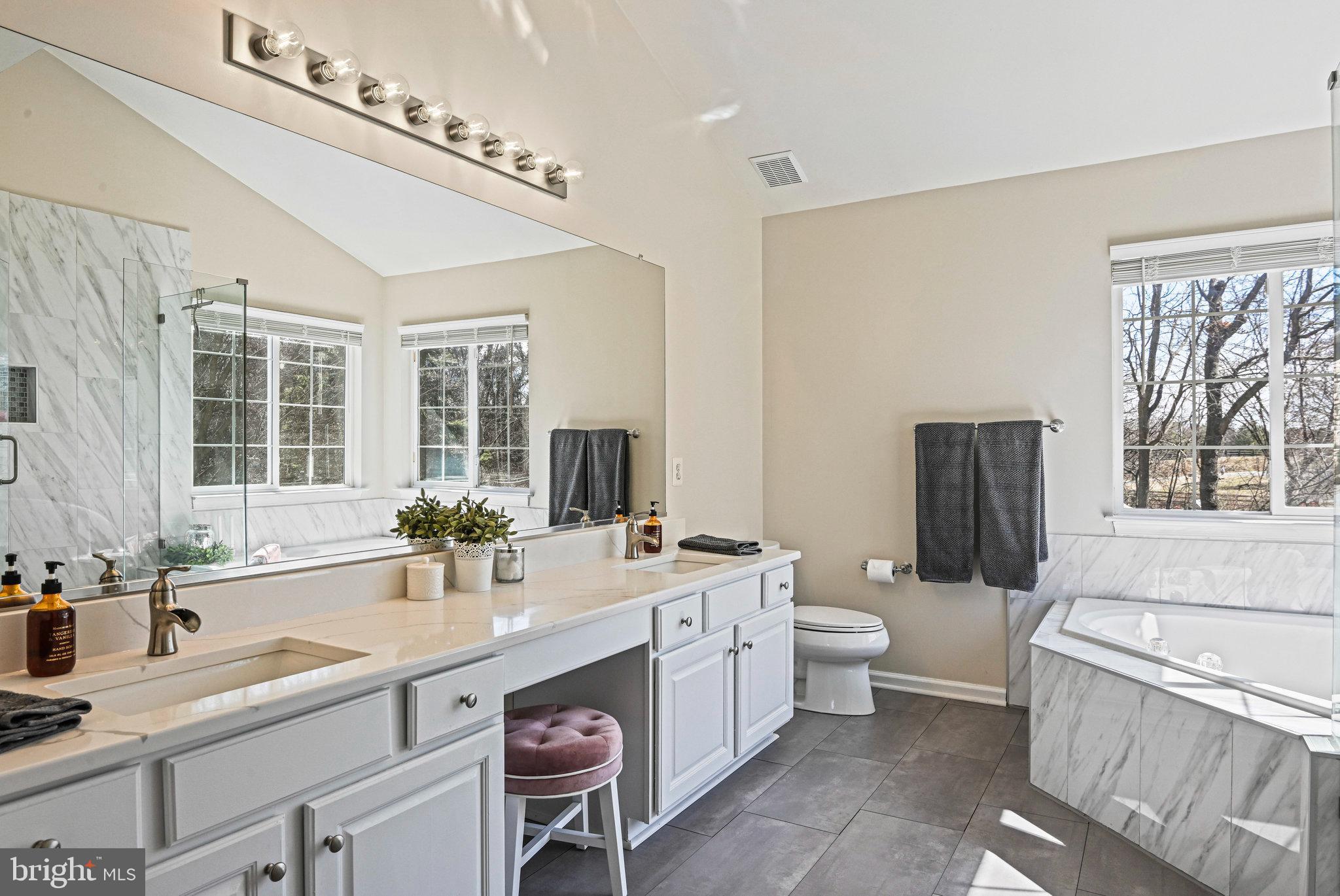 OLD WATERFORD KNOLL - Residential
