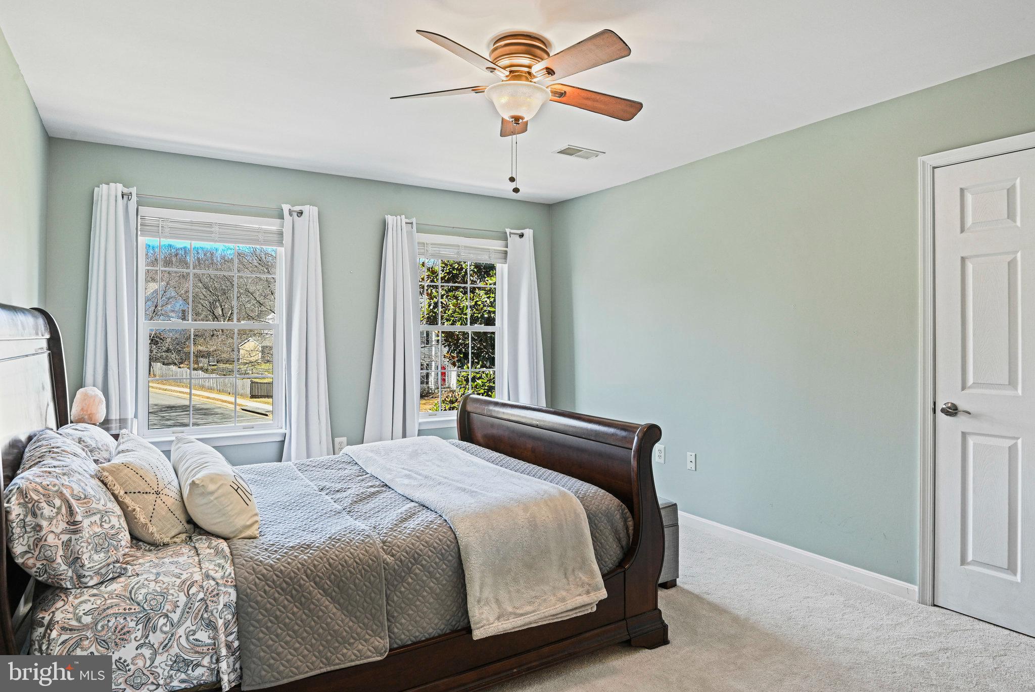 OLD WATERFORD KNOLL - Residential