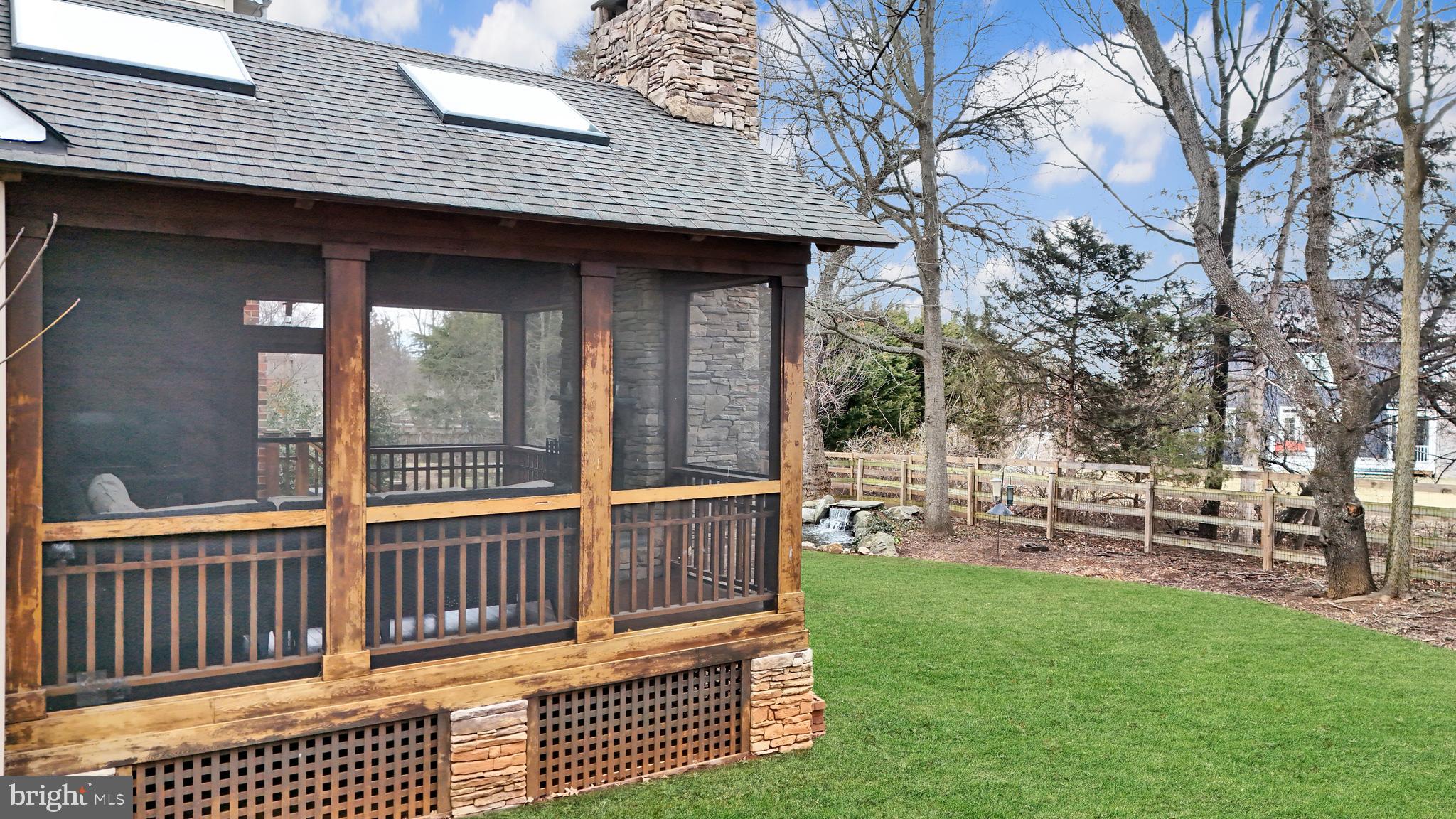 OLD WATERFORD KNOLL - Residential