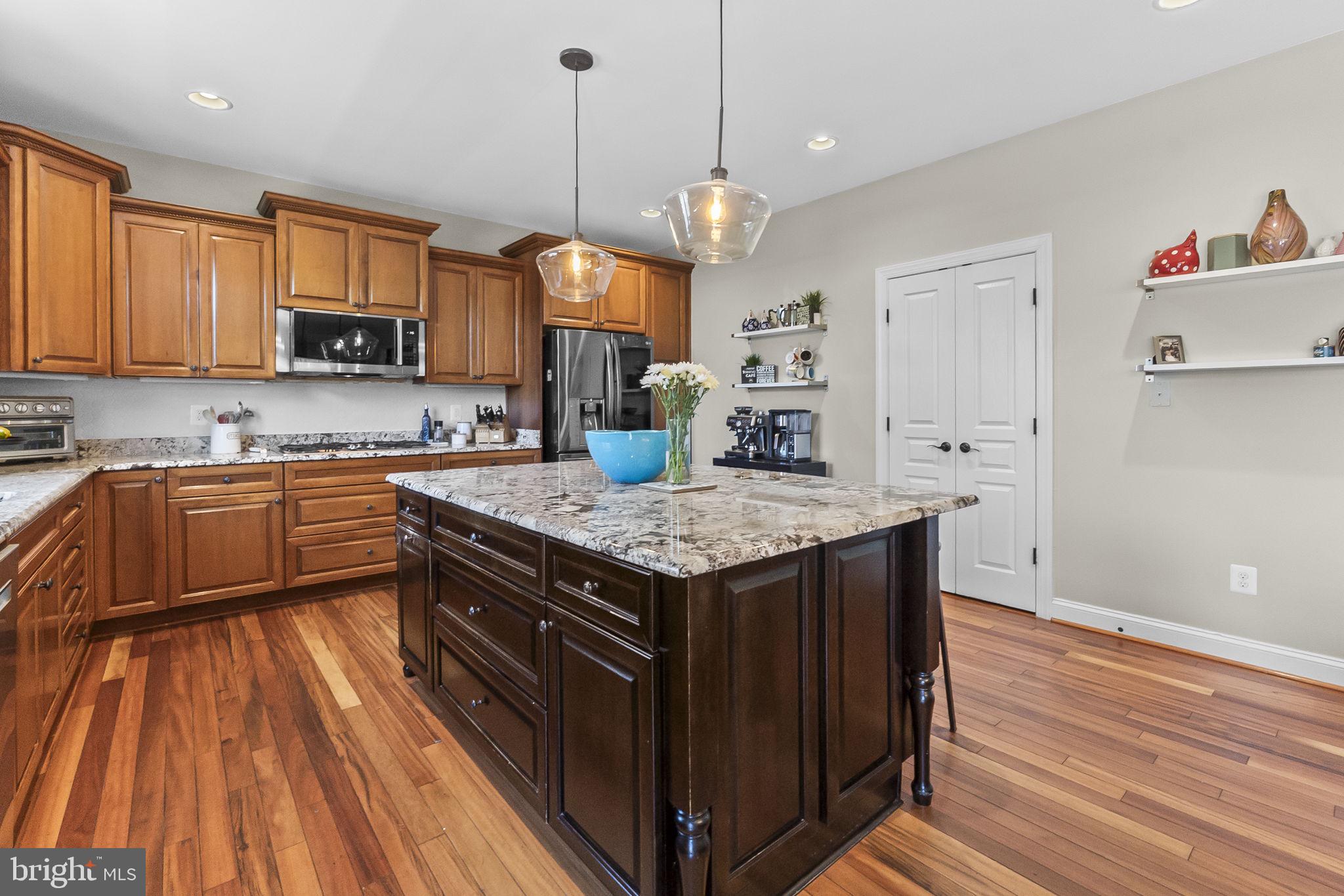 TIMBERNECK - Residential