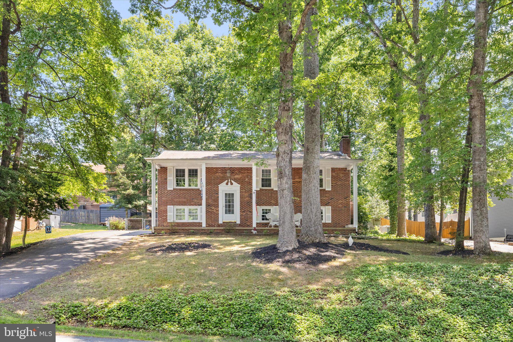 SHERATON HILLS EAST - Residential