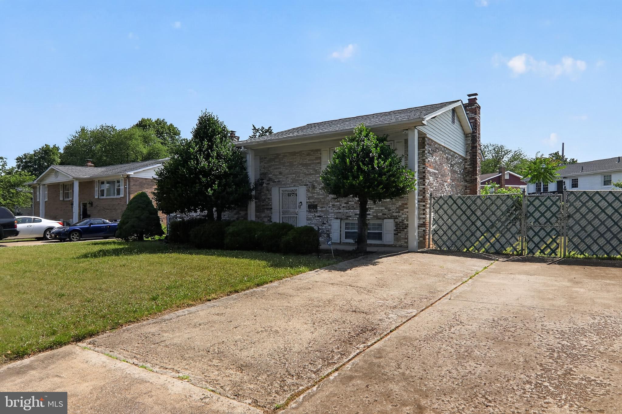 BRADBURY PARK - Residential