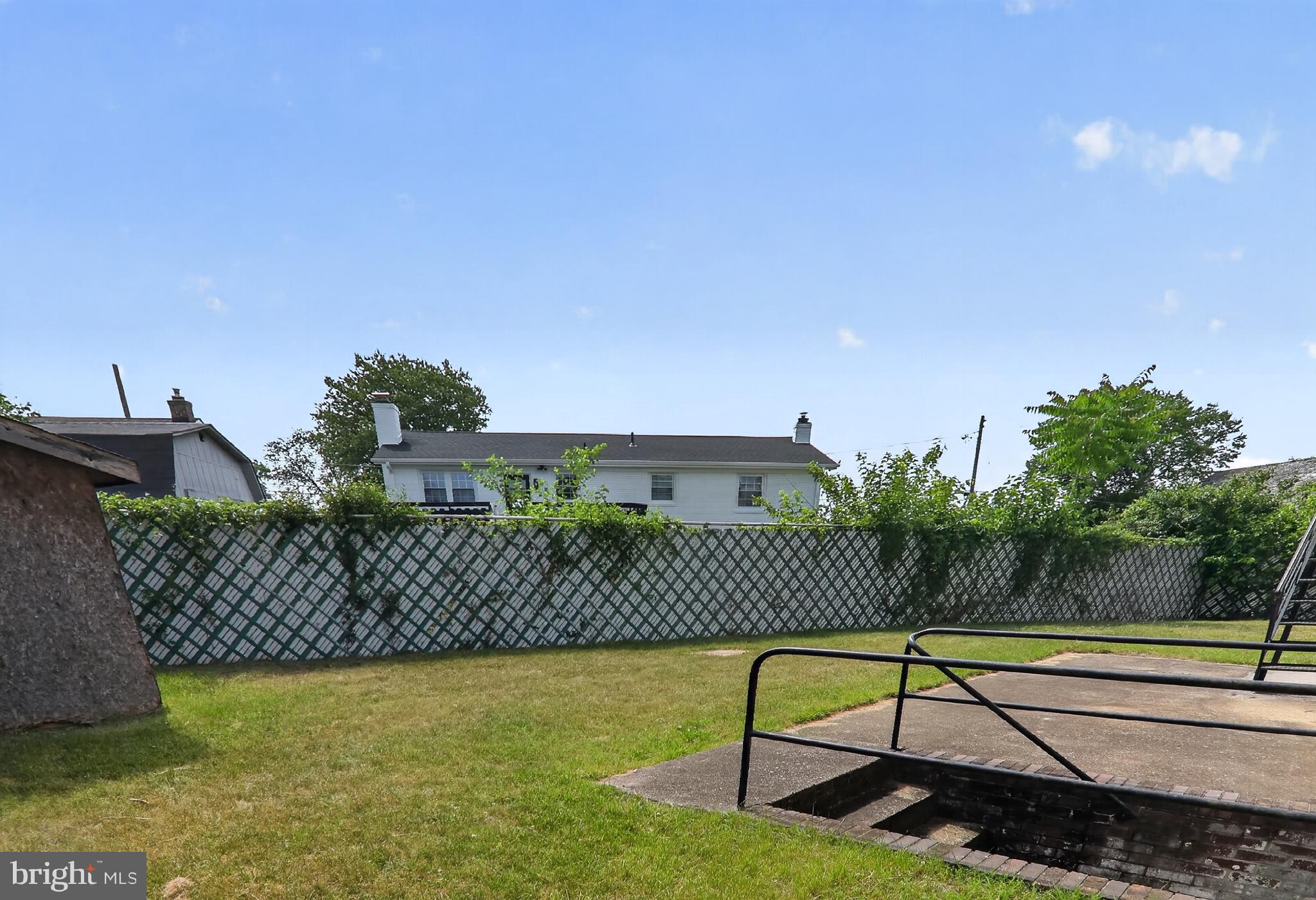 BRADBURY PARK - Residential